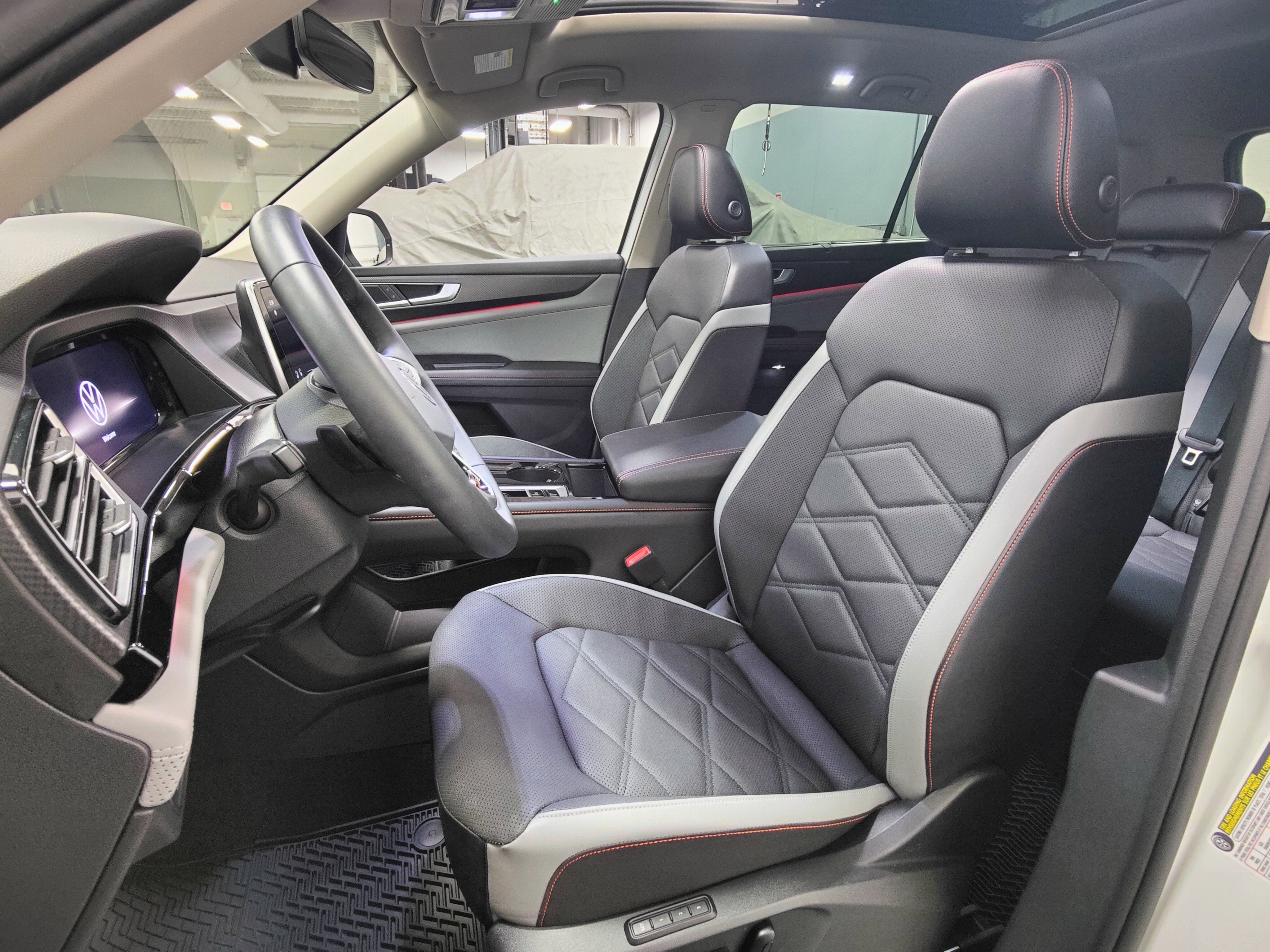 2024 Volkswagen Atlas AWD Peak Edition SEL w/Sunroof/Nav