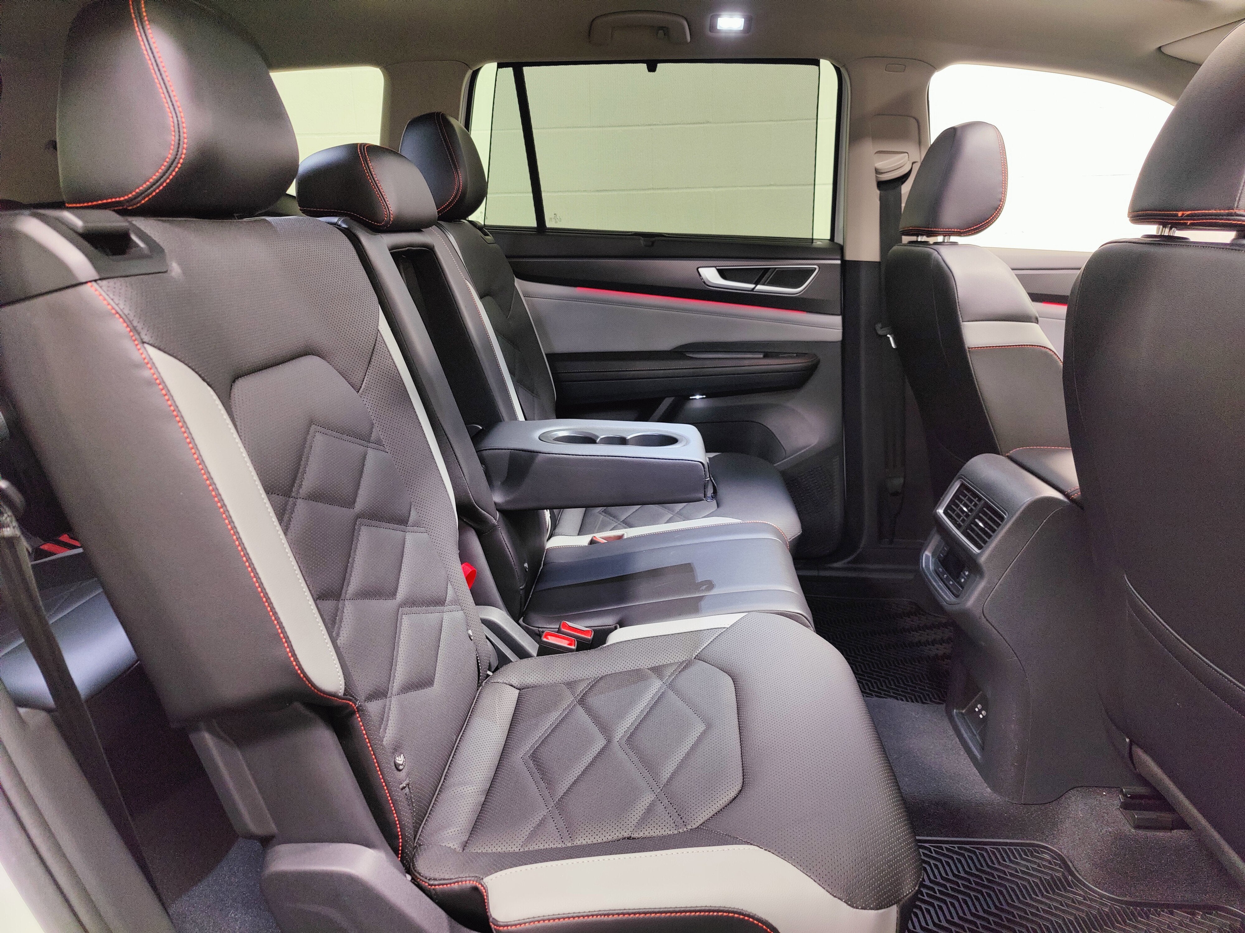 2024 Volkswagen Atlas AWD Peak Edition SEL w/Sunroof/Nav