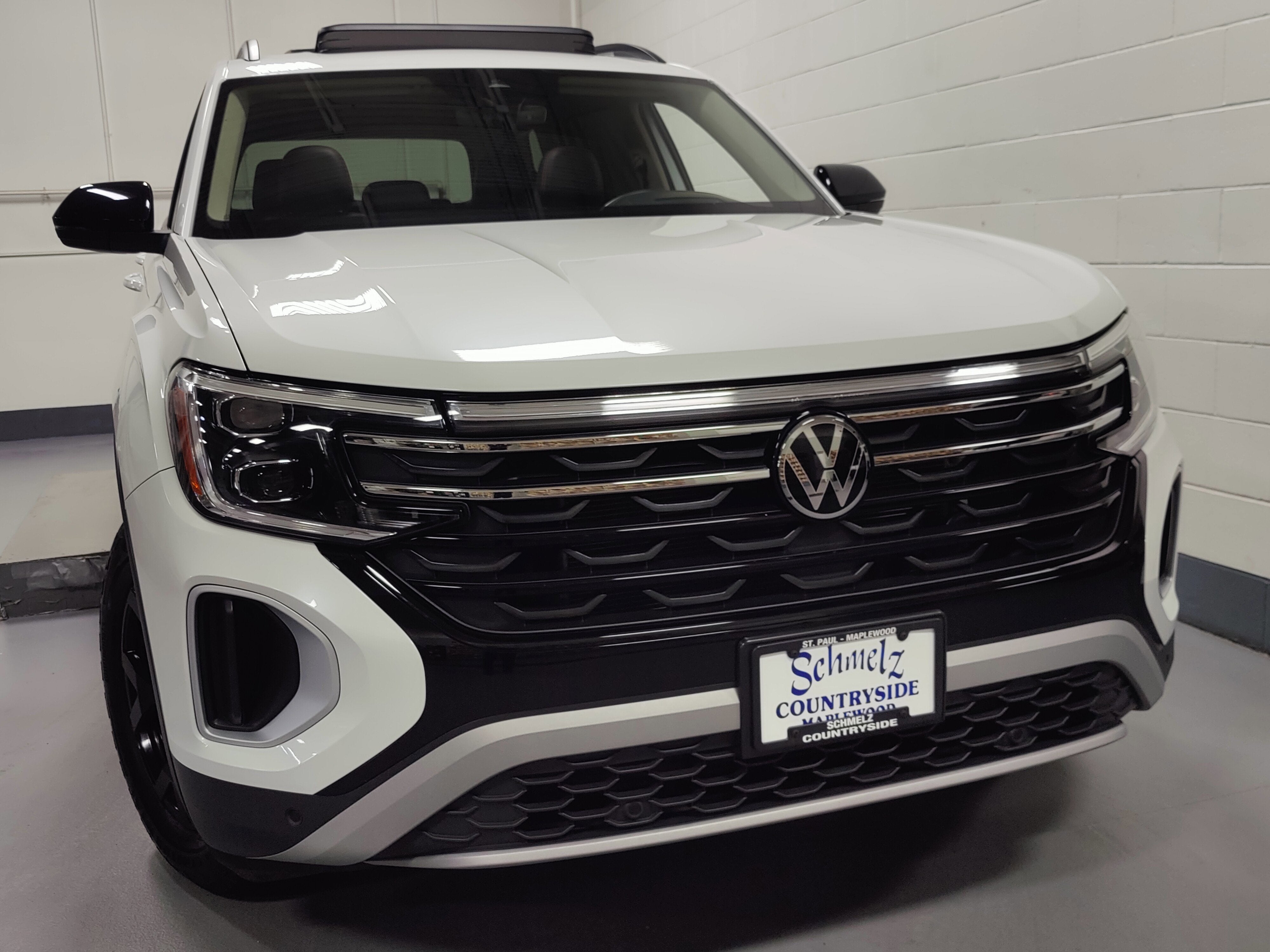 2024 Volkswagen Atlas AWD Peak Edition SEL w/Sunroof/Nav