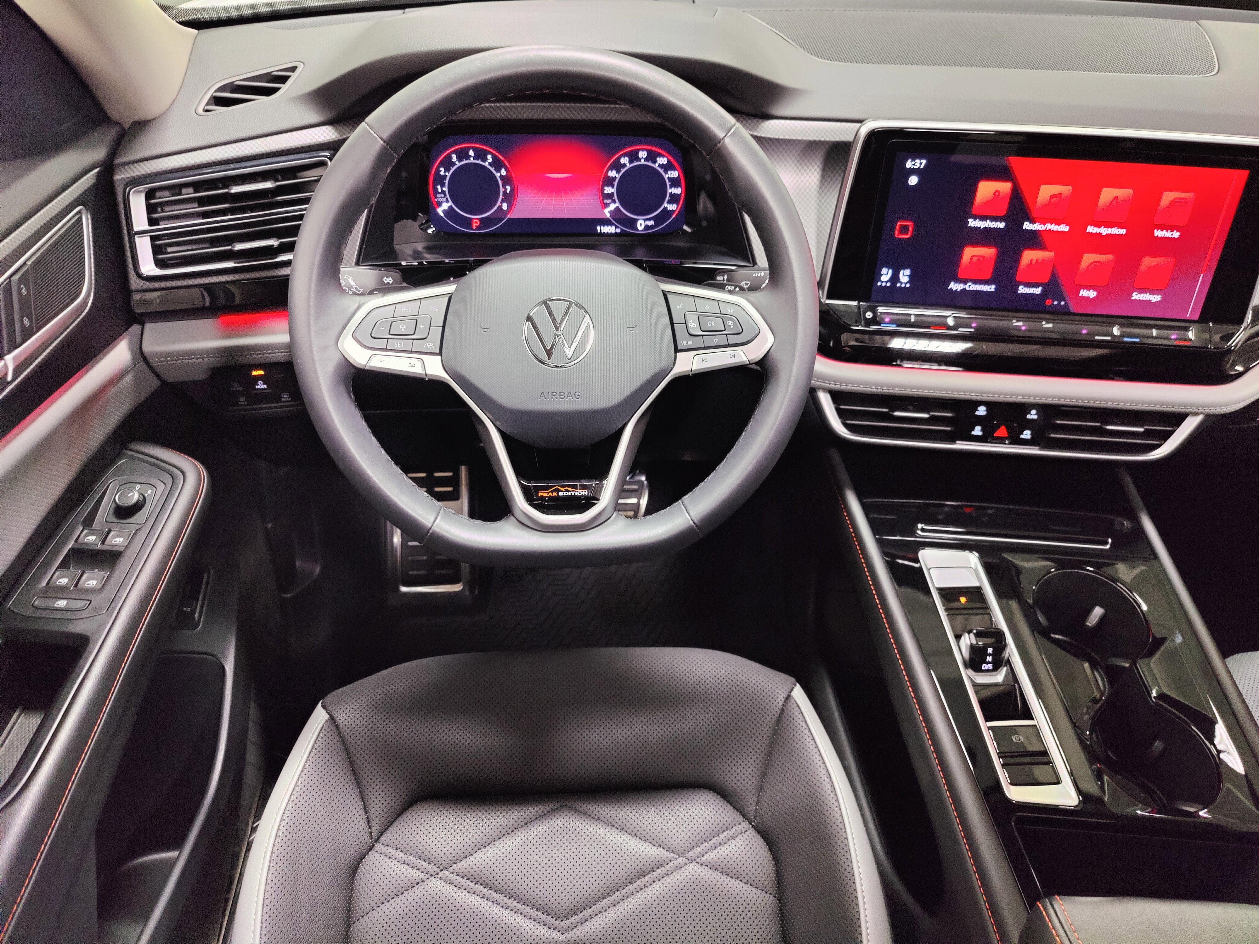 2024 Volkswagen Atlas AWD Peak Edition SEL w/Sunroof/Nav