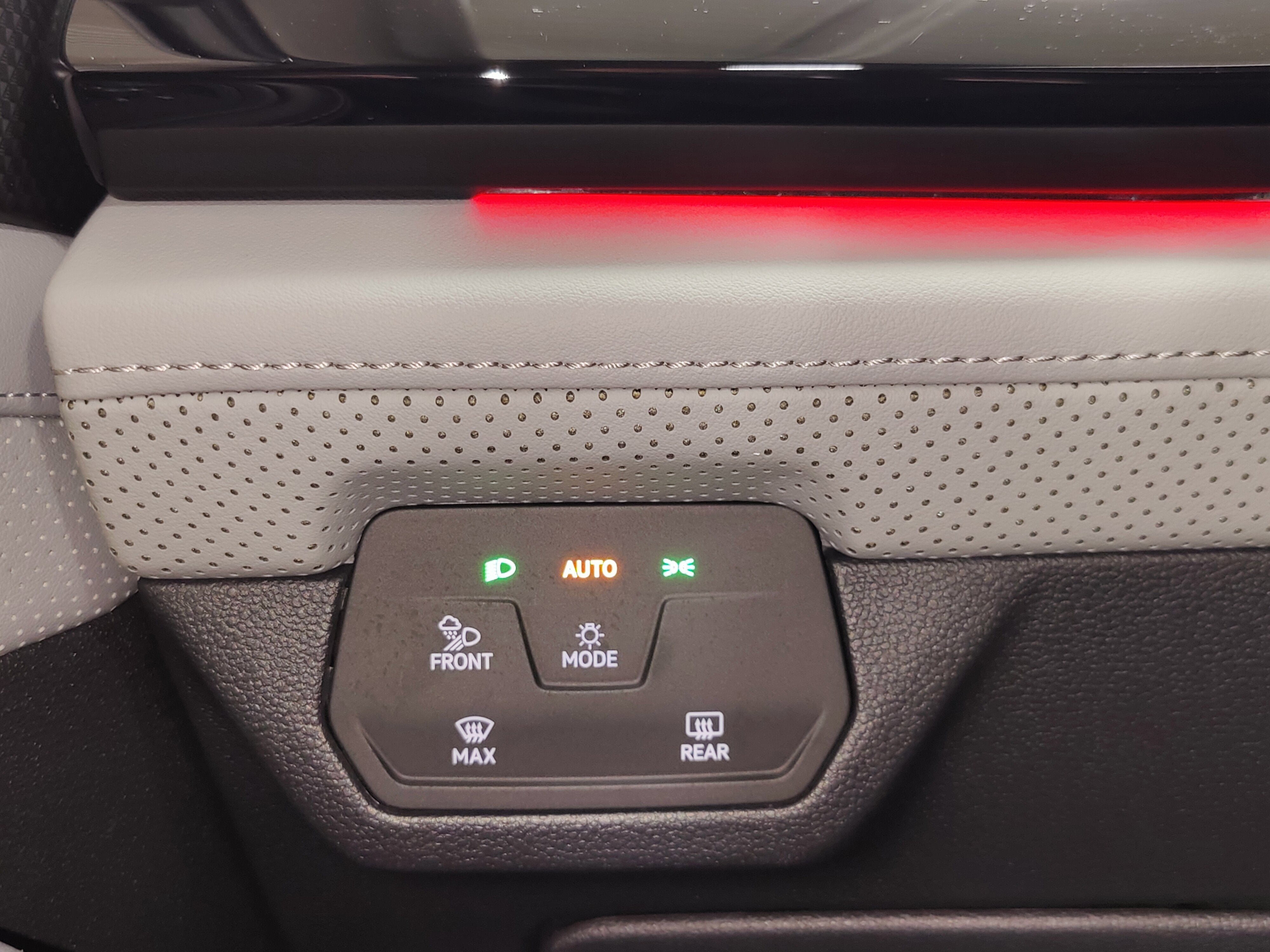 2024 Volkswagen Atlas AWD Peak Edition SEL w/Sunroof/Nav