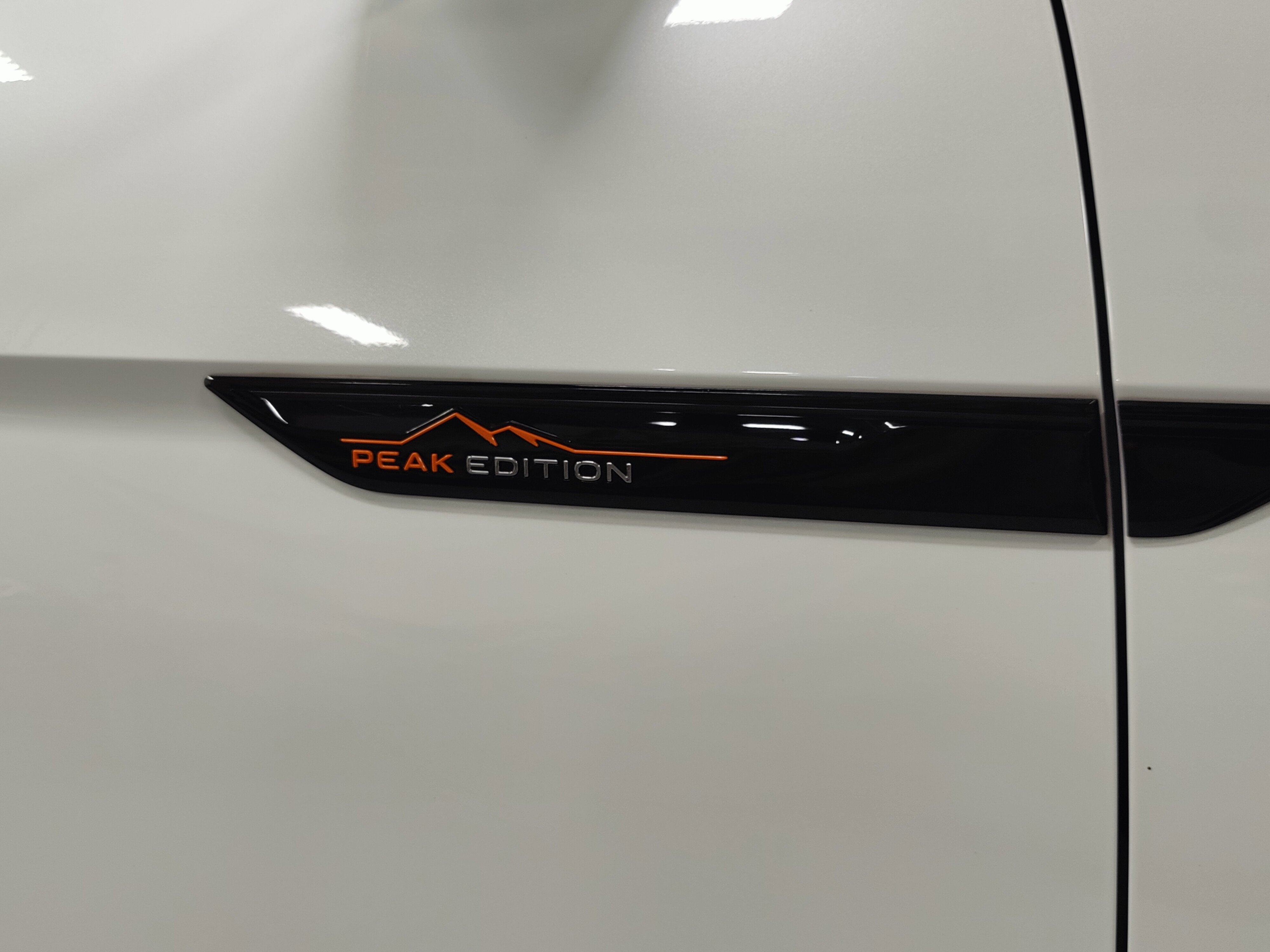 2024 Volkswagen Atlas AWD Peak Edition SEL w/Sunroof/Nav