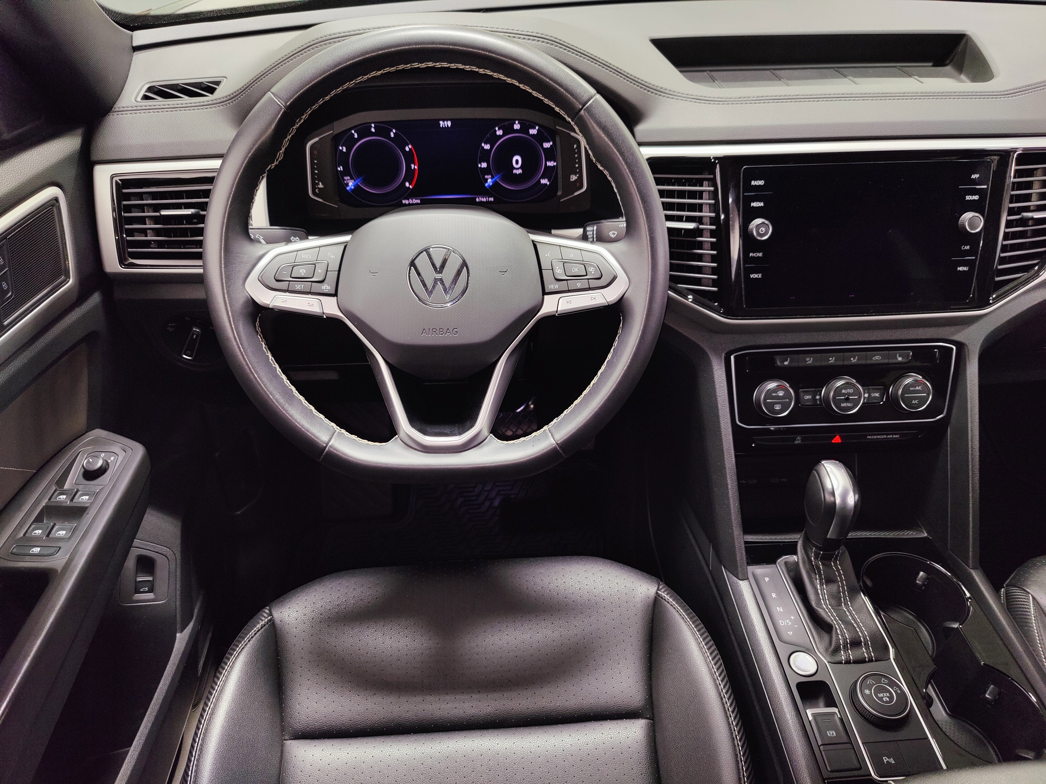 2023 Volkswagen Atlas Cross Sport AWD V6 SE w/Technology