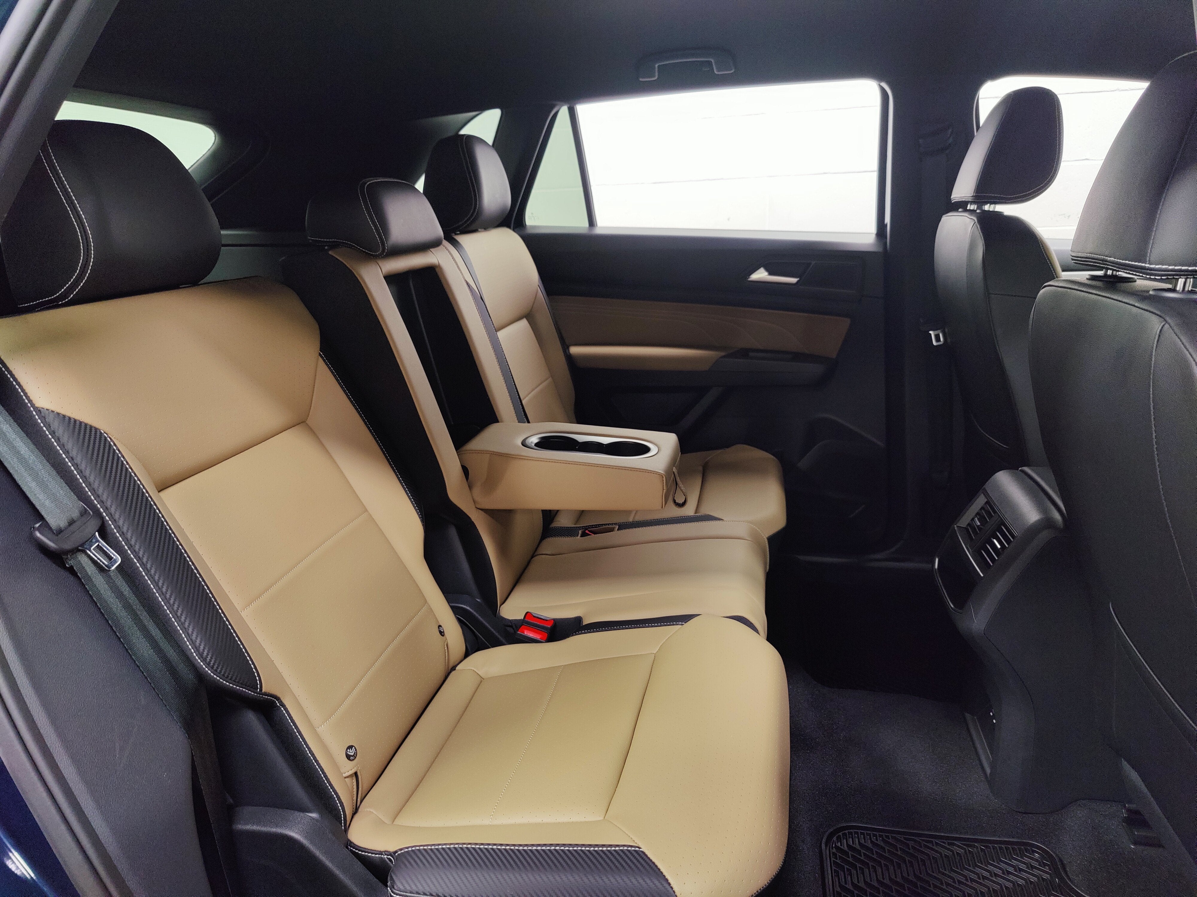 2023 Volkswagen Atlas Cross Sport V6 AWD SE w/Technology & Tow