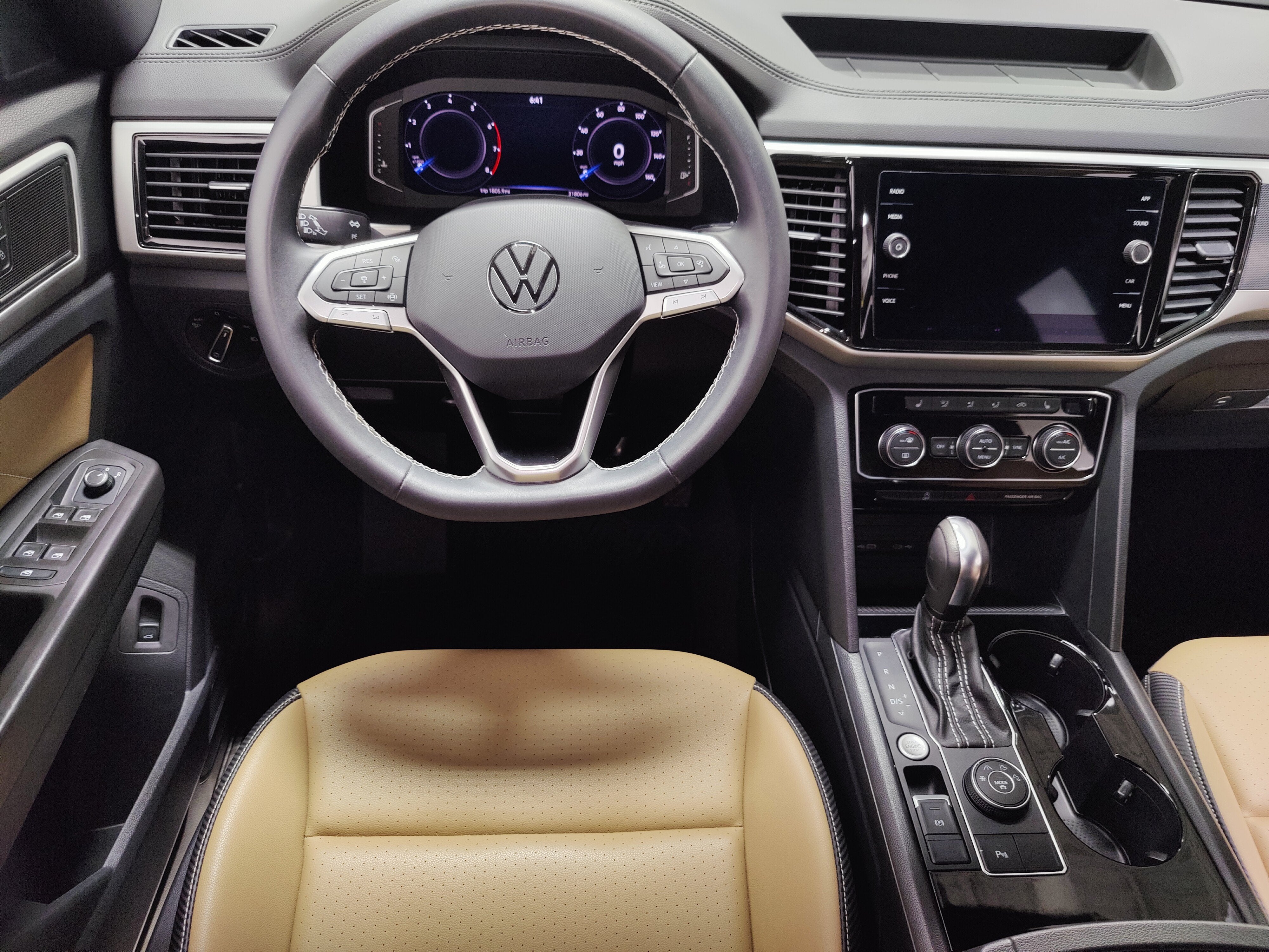 2023 Volkswagen Atlas Cross Sport V6 AWD SE w/Technology & Tow