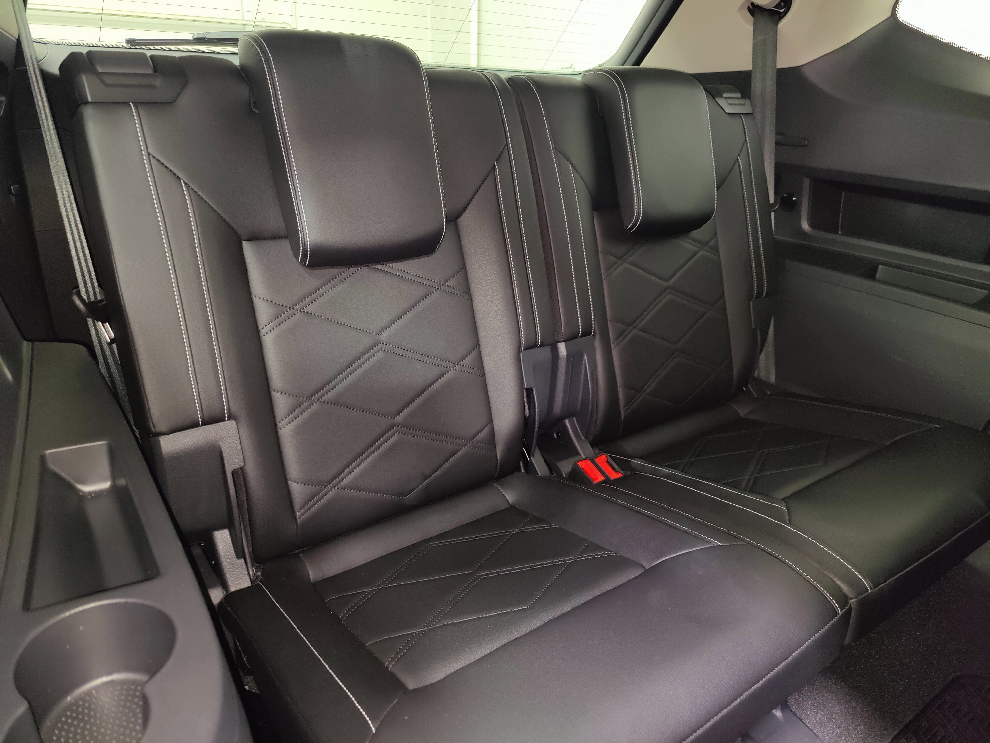 2025 Volkswagen Atlas SE AWD w/Technology