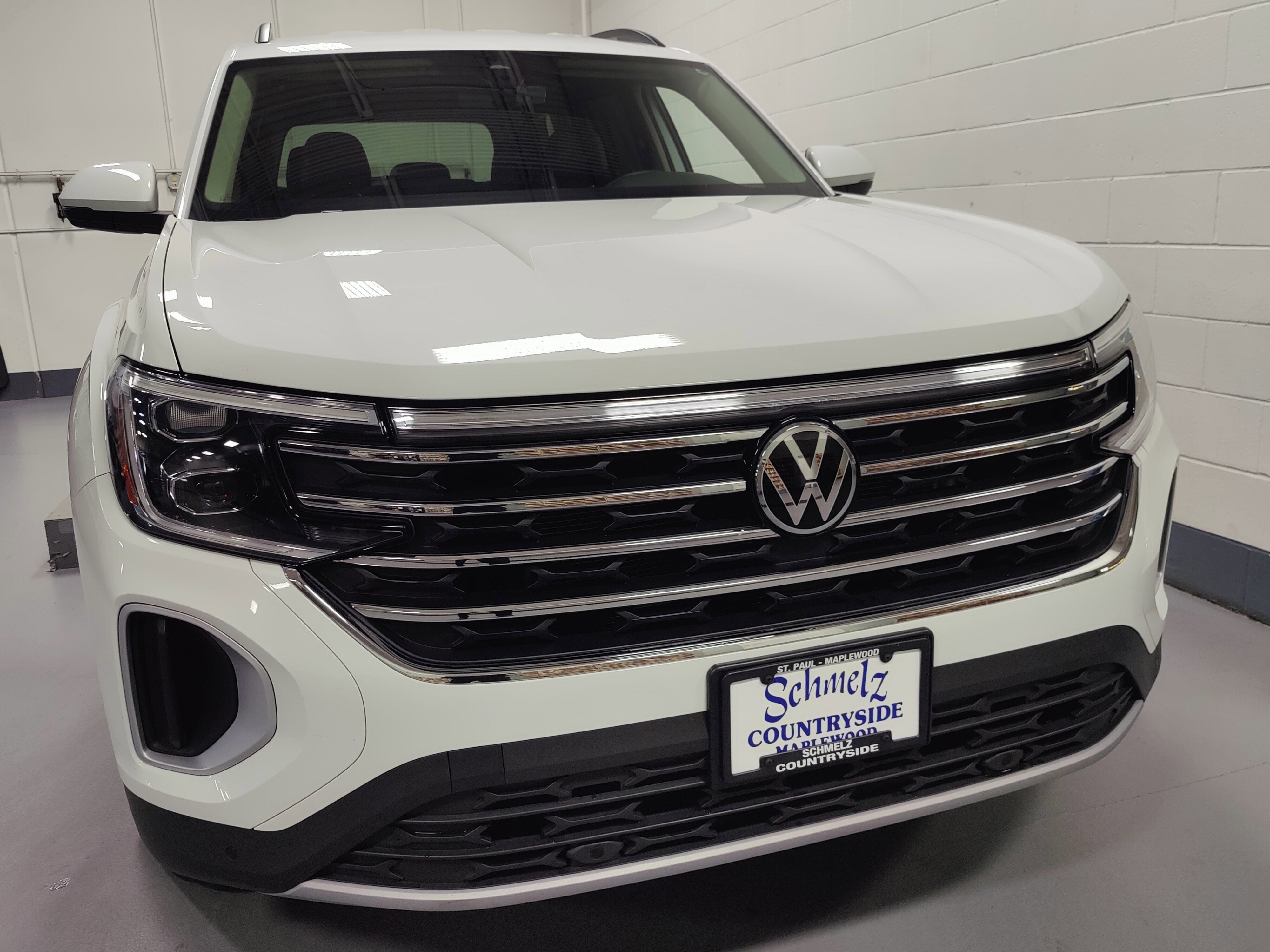 2025 Volkswagen Atlas SE AWD w/Technology