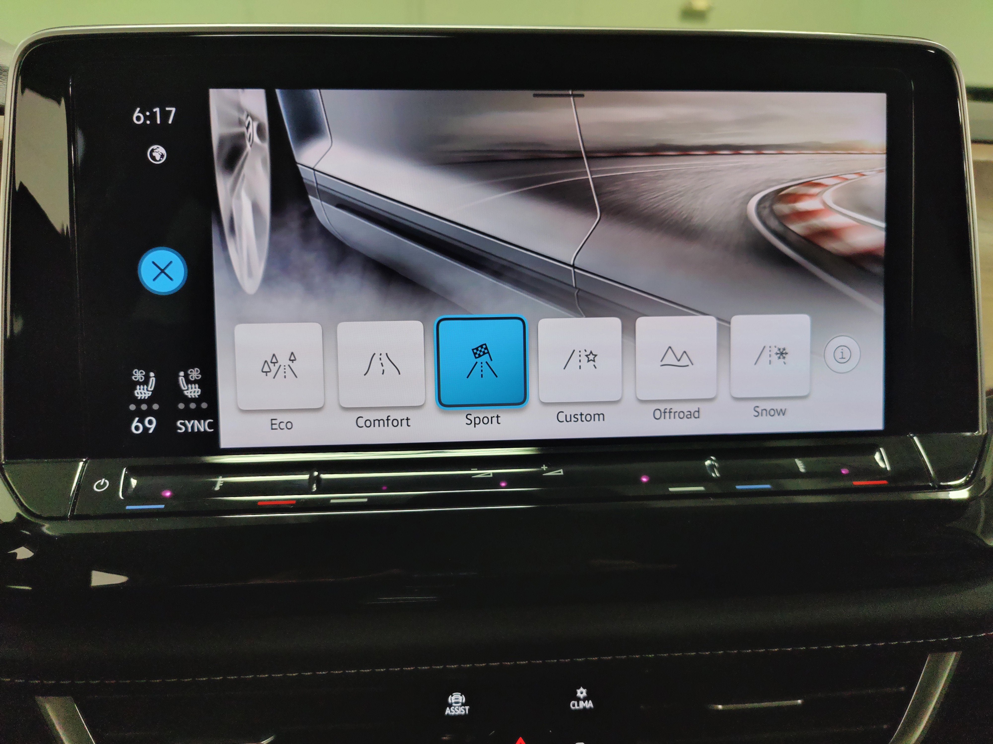 2025 Volkswagen Atlas SE AWD w/Technology