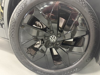 2025 Volkswagen ID.4 Pro S Plus AWD Black Edition