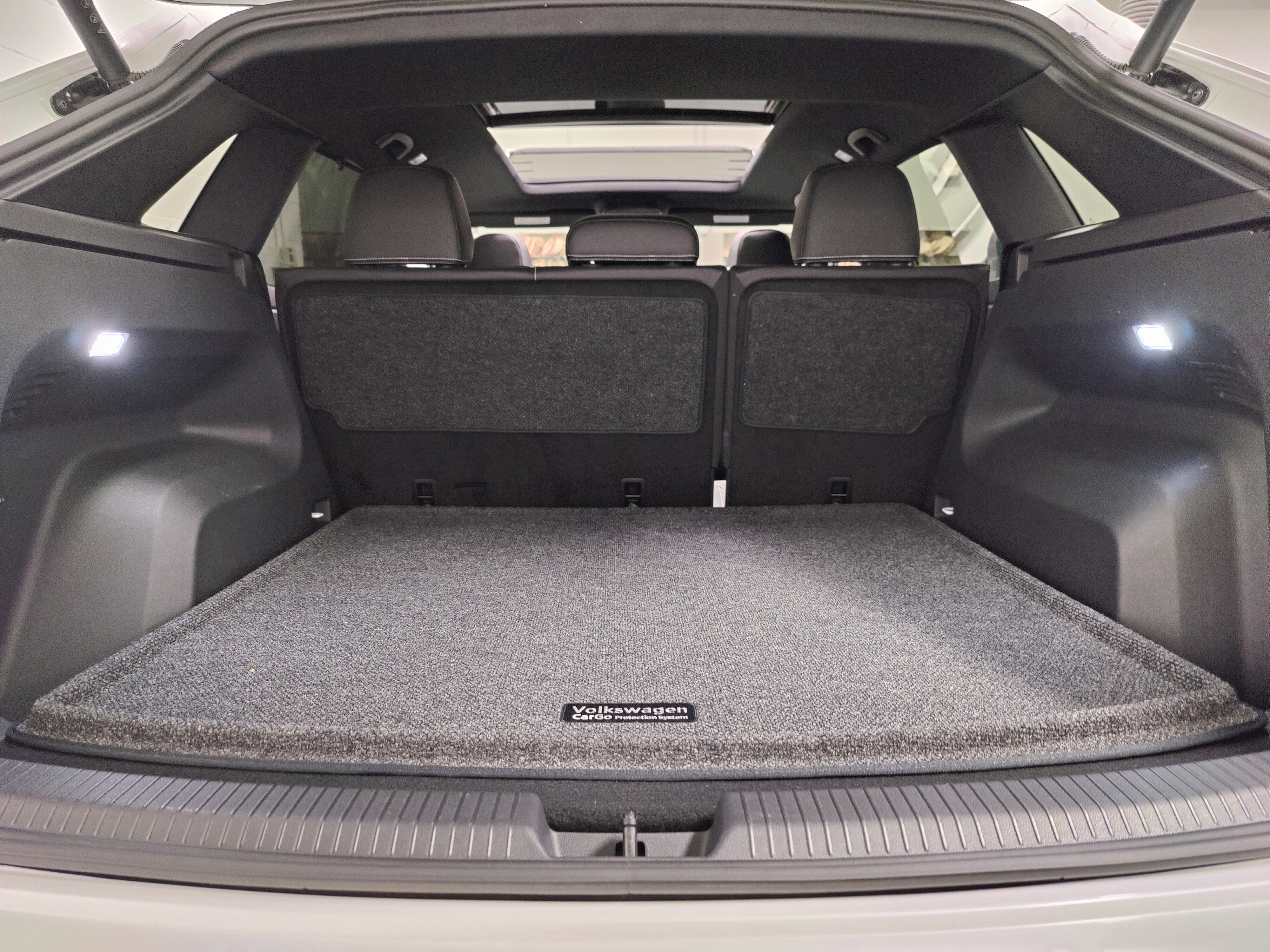 2026 Volkswagen Atlas Cross Sport SE AWD w/Technology & Sunroof