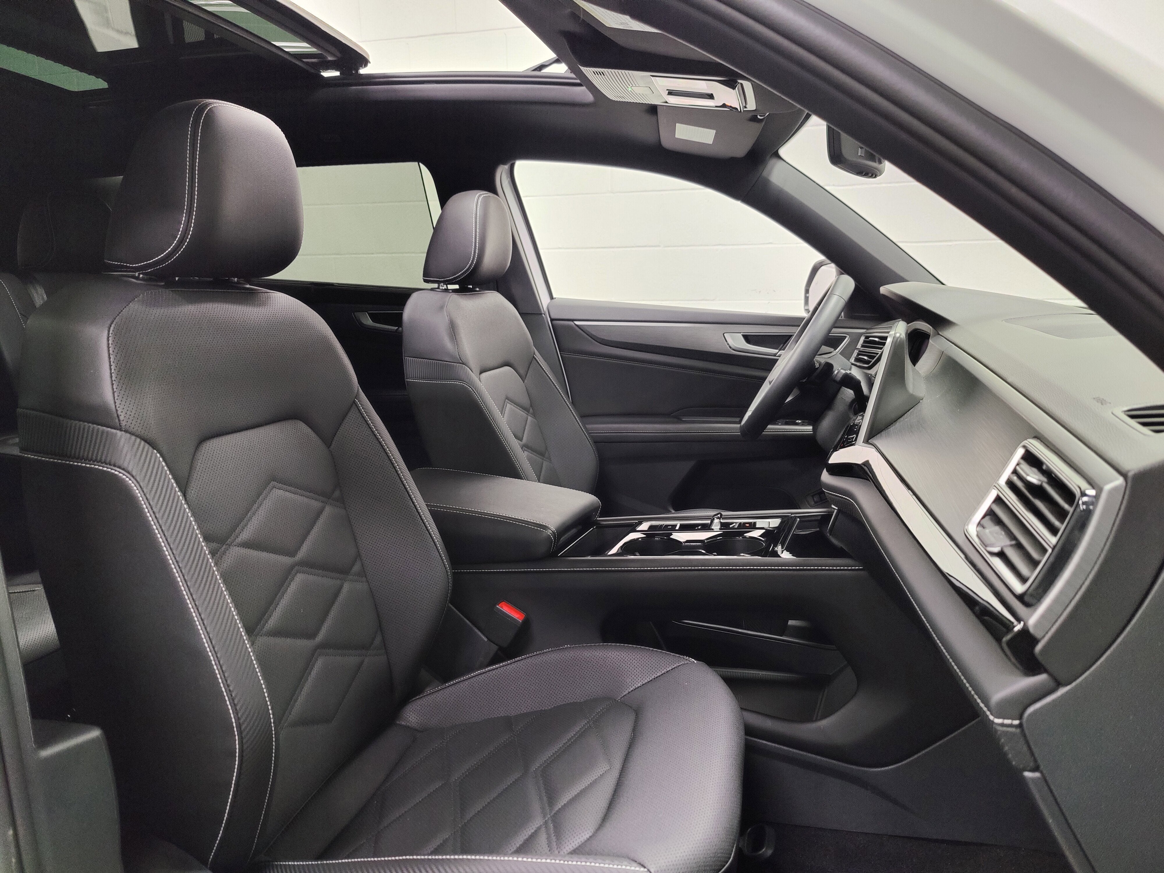 2026 Volkswagen Atlas Cross Sport SE AWD w/Technology & Sunroof