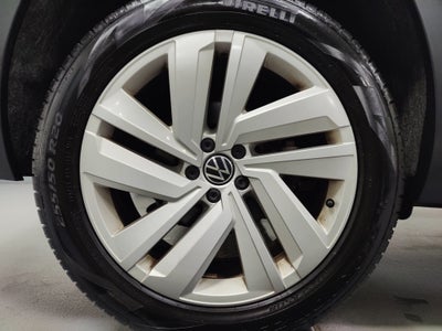2023 Volkswagen Atlas Cross Sport V6 AWD SE w/Technology/Sunroof