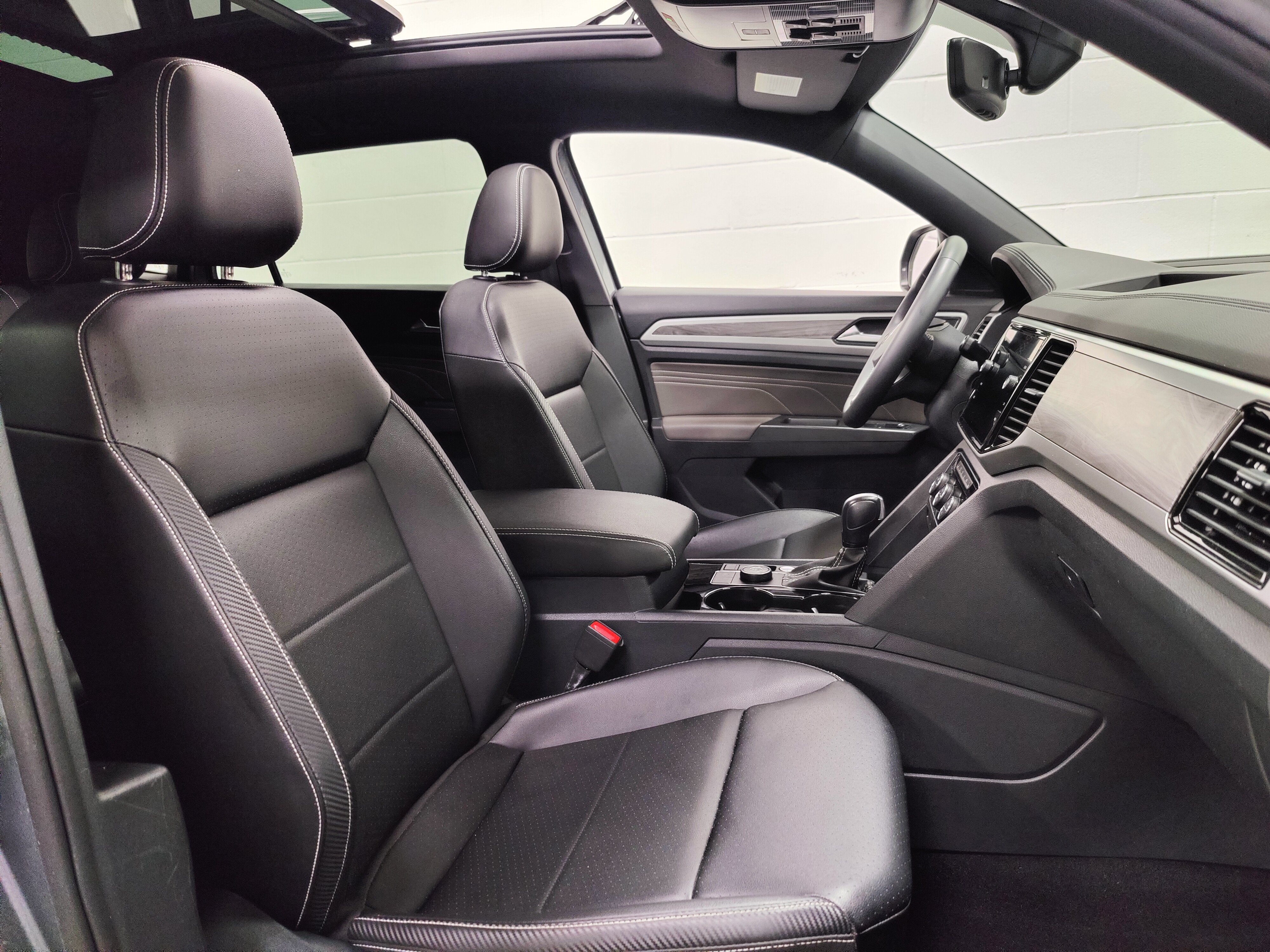 2023 Volkswagen Atlas Cross Sport V6 AWD SE w/Technology/Sunroof