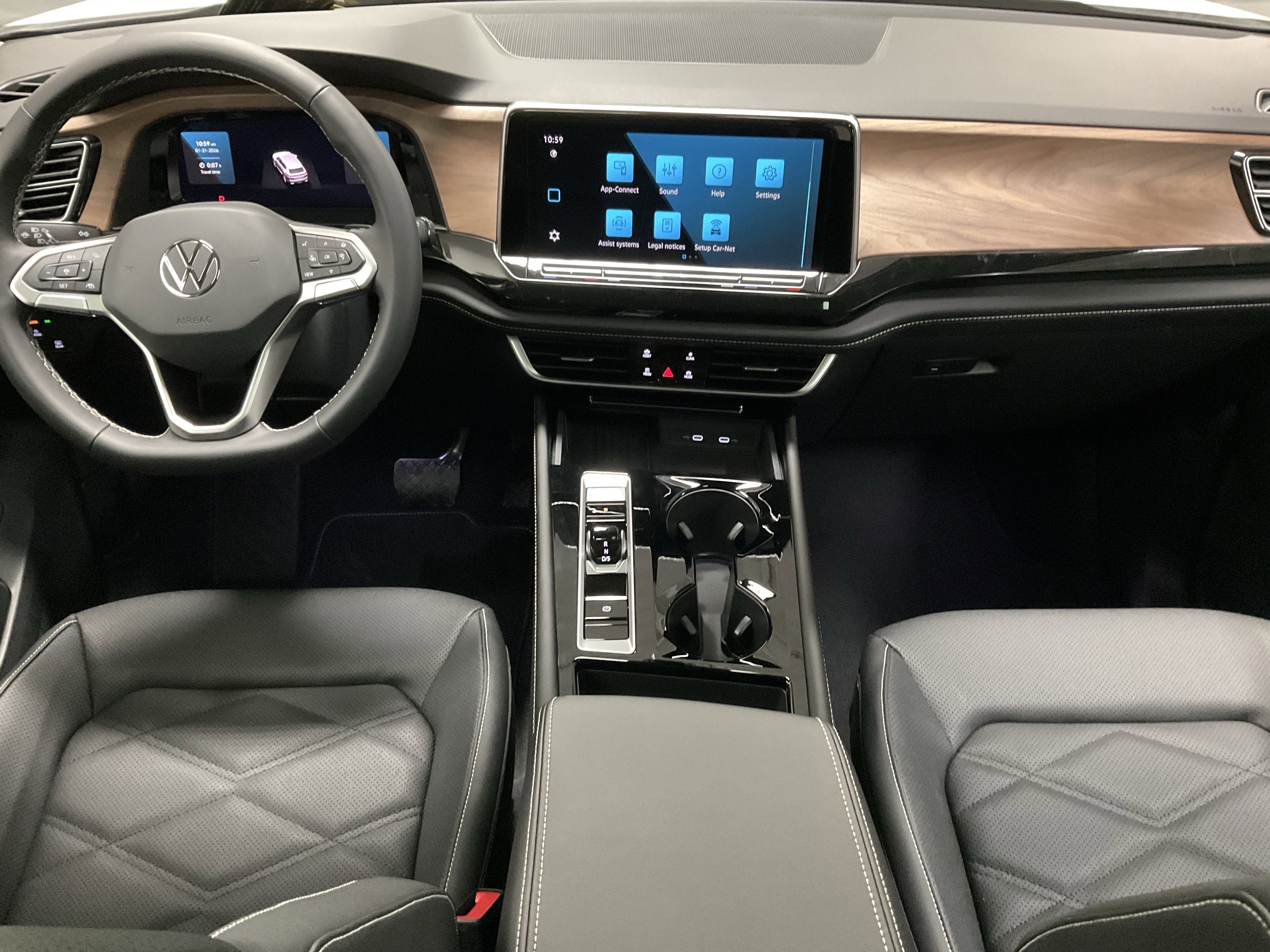 2026 Volkswagen Atlas 2.0T SE w/Technology