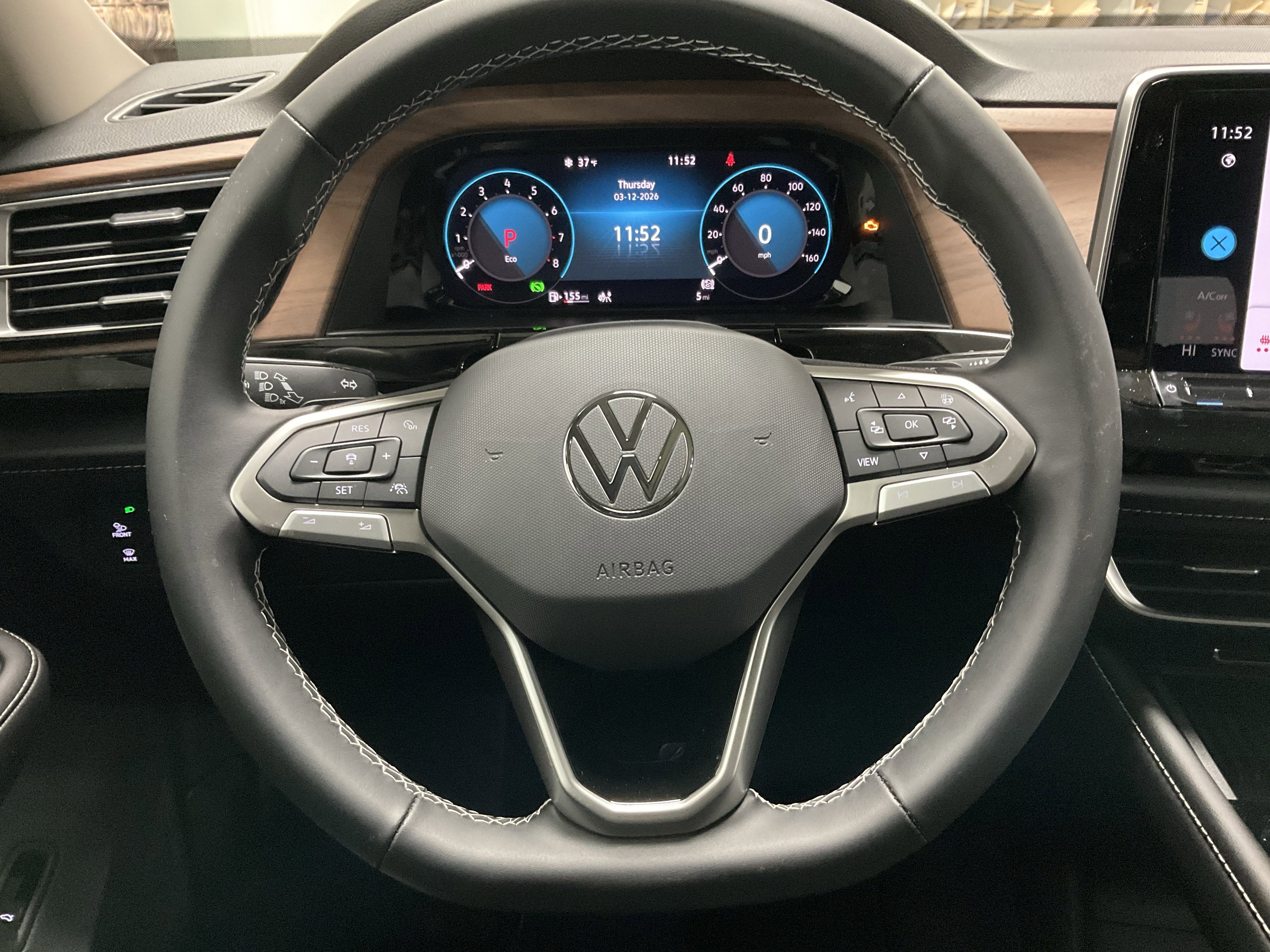 2026 Volkswagen Atlas 2.0T SE w/Technology