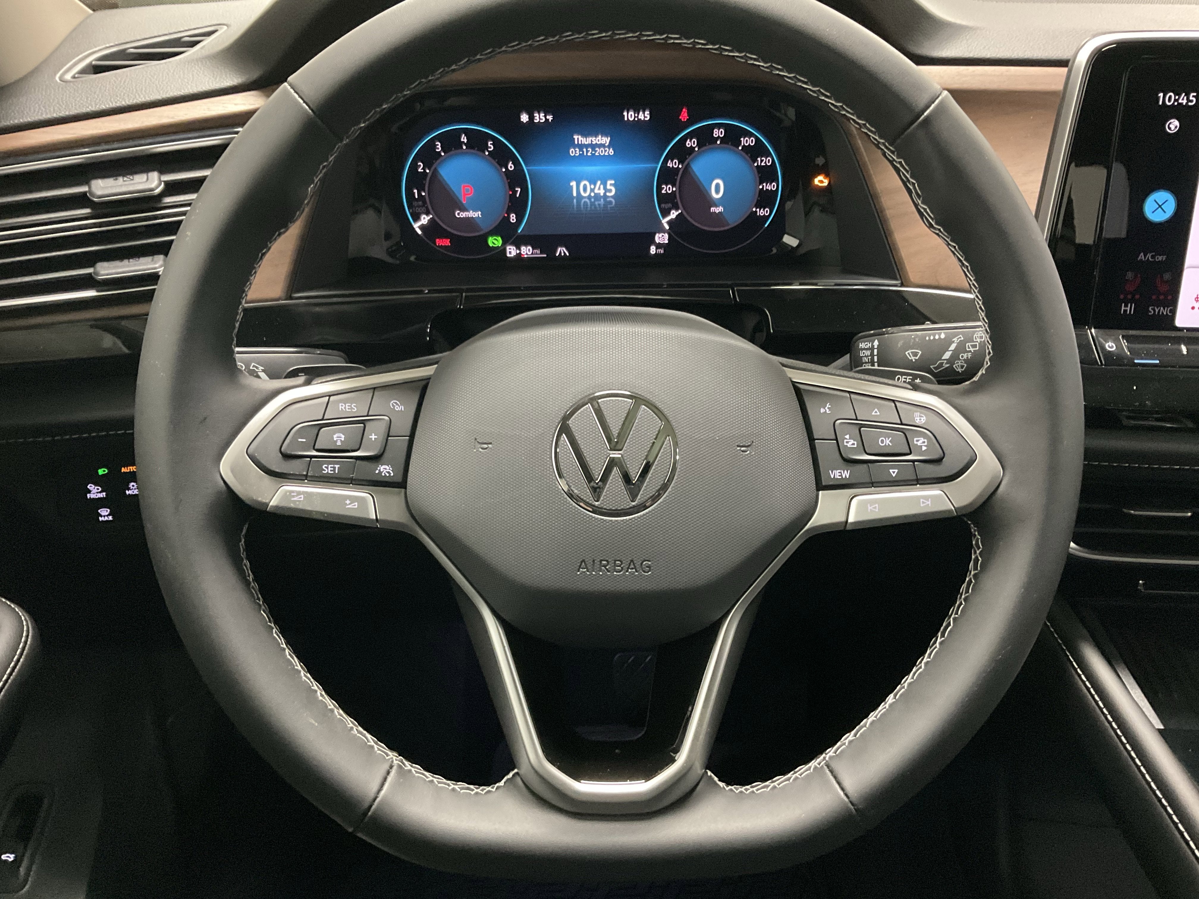 2026 Volkswagen Atlas 2.0T SE w/Technology