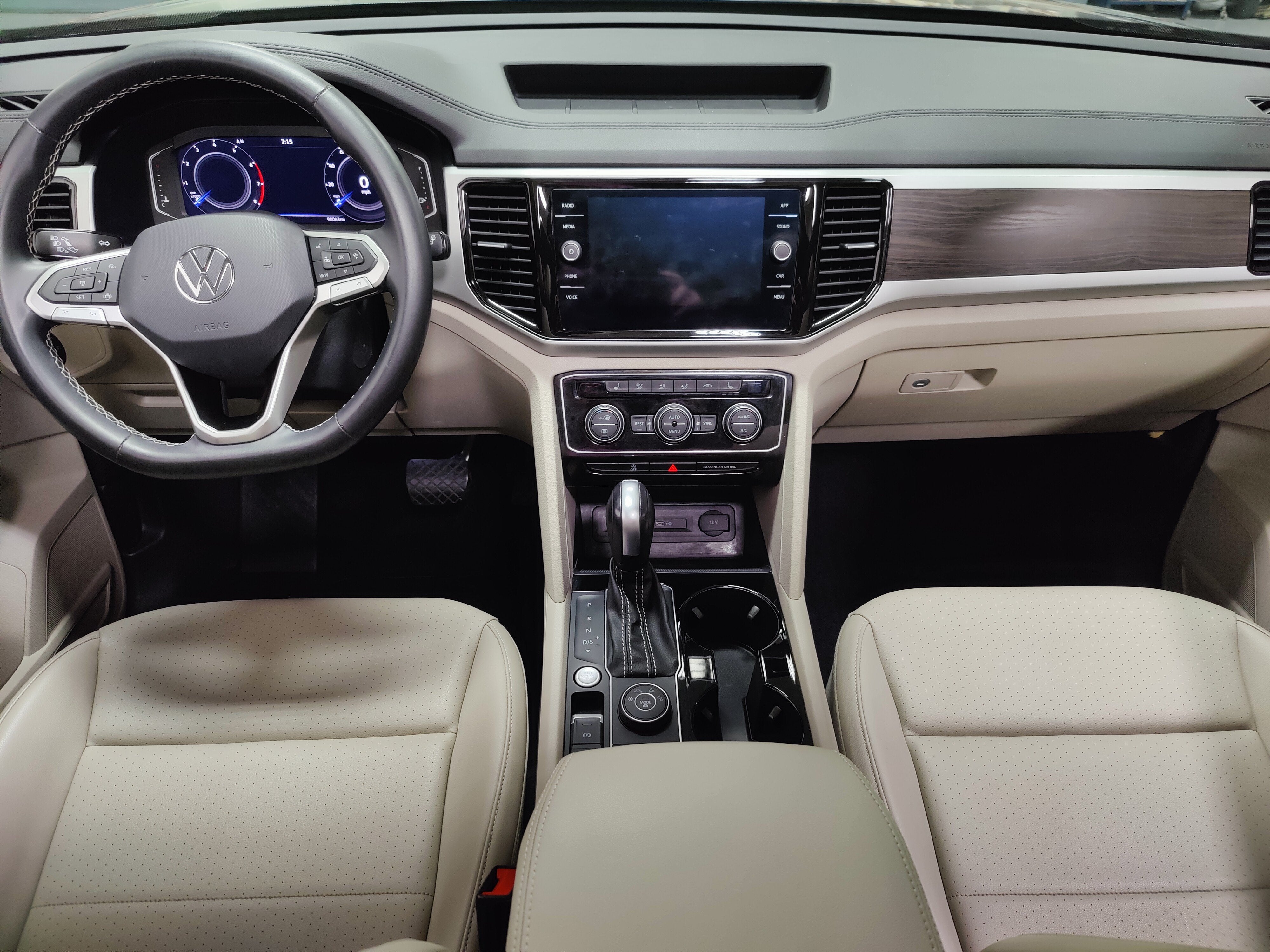 2022 Volkswagen Atlas V6 AWD SE w/Technology/Sunroof