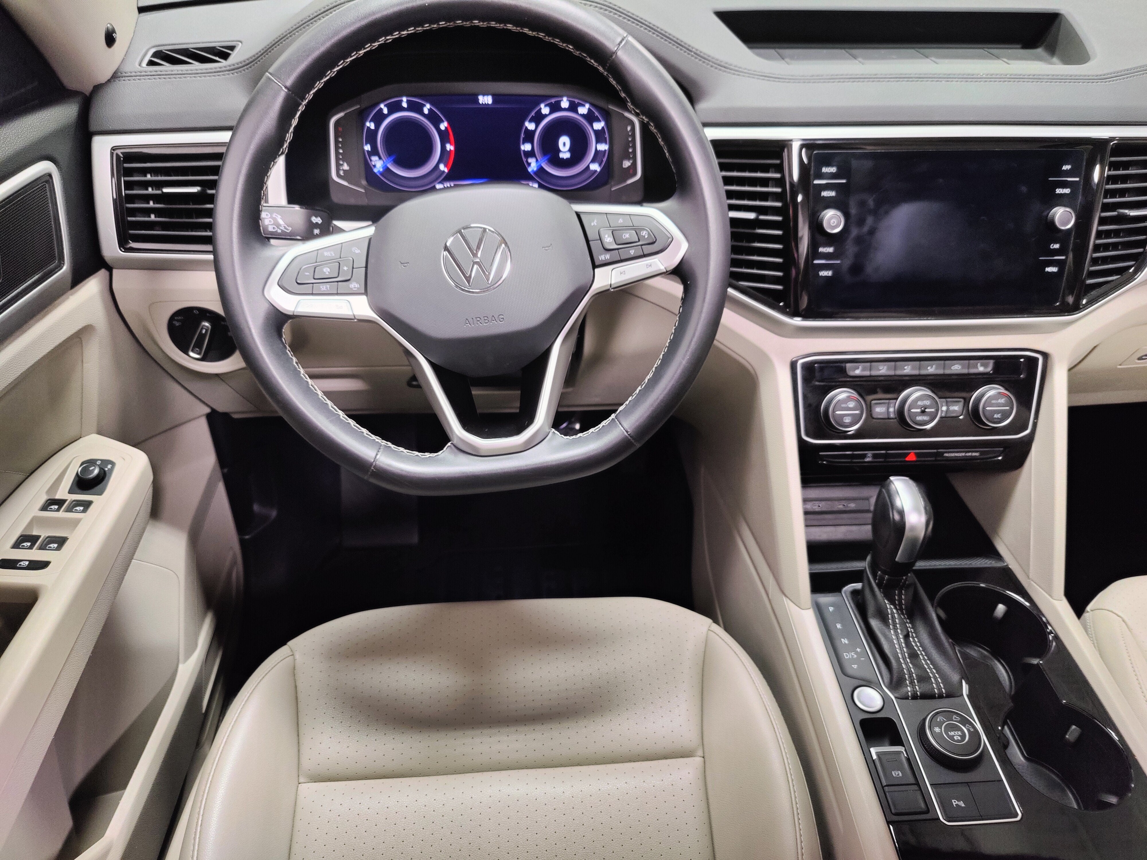 2022 Volkswagen Atlas V6 AWD SE w/Technology/Sunroof