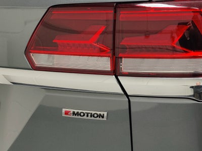 2022 Volkswagen Atlas AWD V6 SE w/Technology/Sunroof