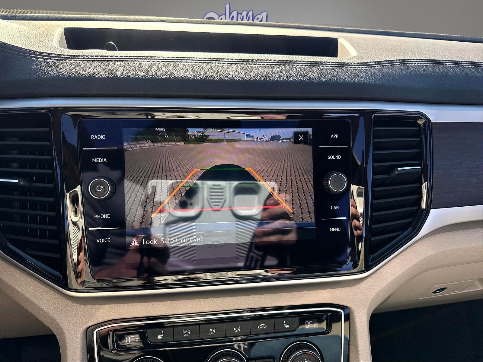 2023 Volkswagen Atlas V6 AWD SE w/Technology & Sunroof