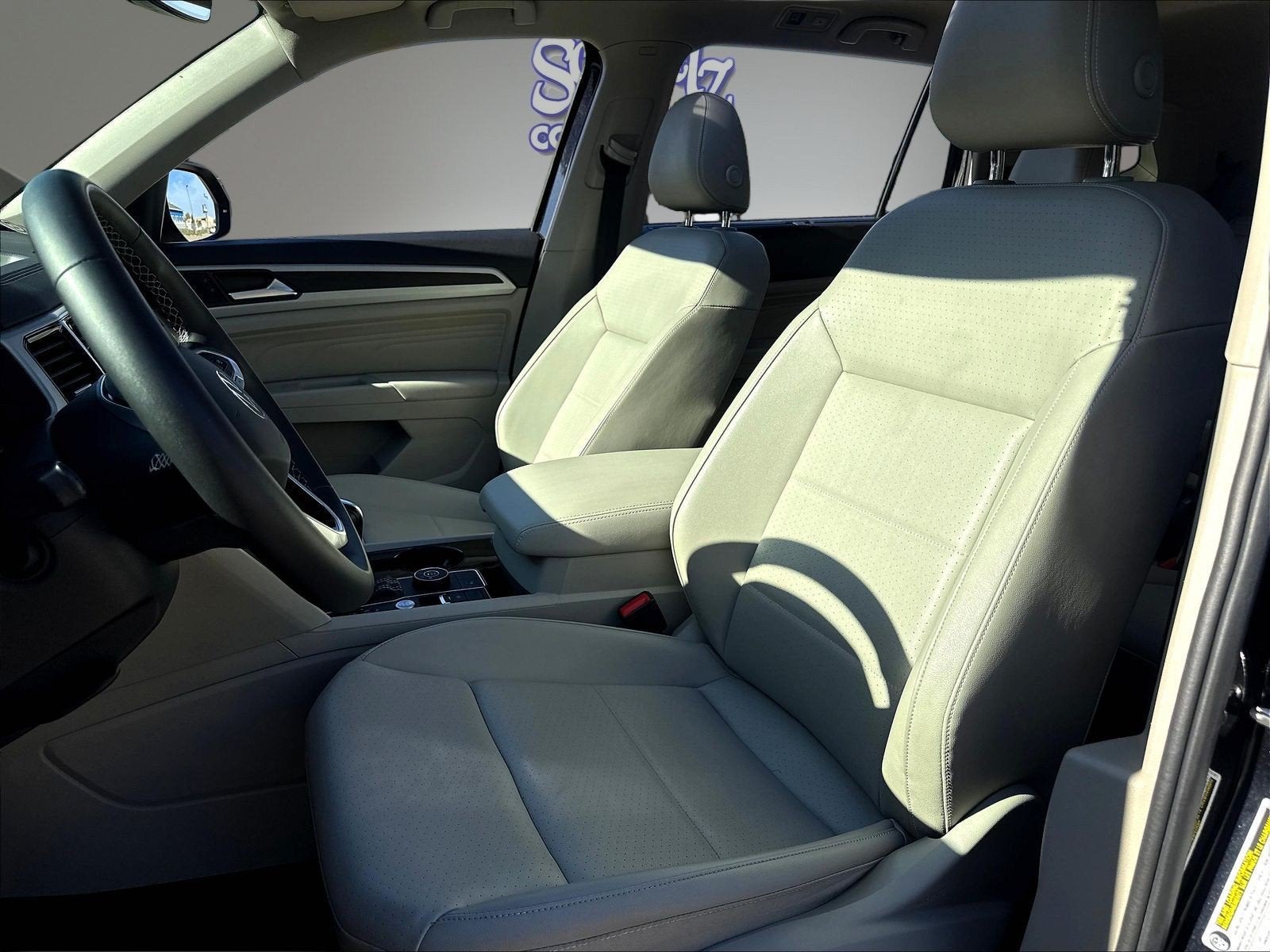 2023 Volkswagen Atlas V6 AWD SE w/Technology & Sunroof