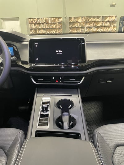 2026 Volkswagen Atlas Cross Sport 2.0T SE