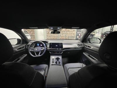 2026 Volkswagen Atlas Cross Sport 2.0T SE