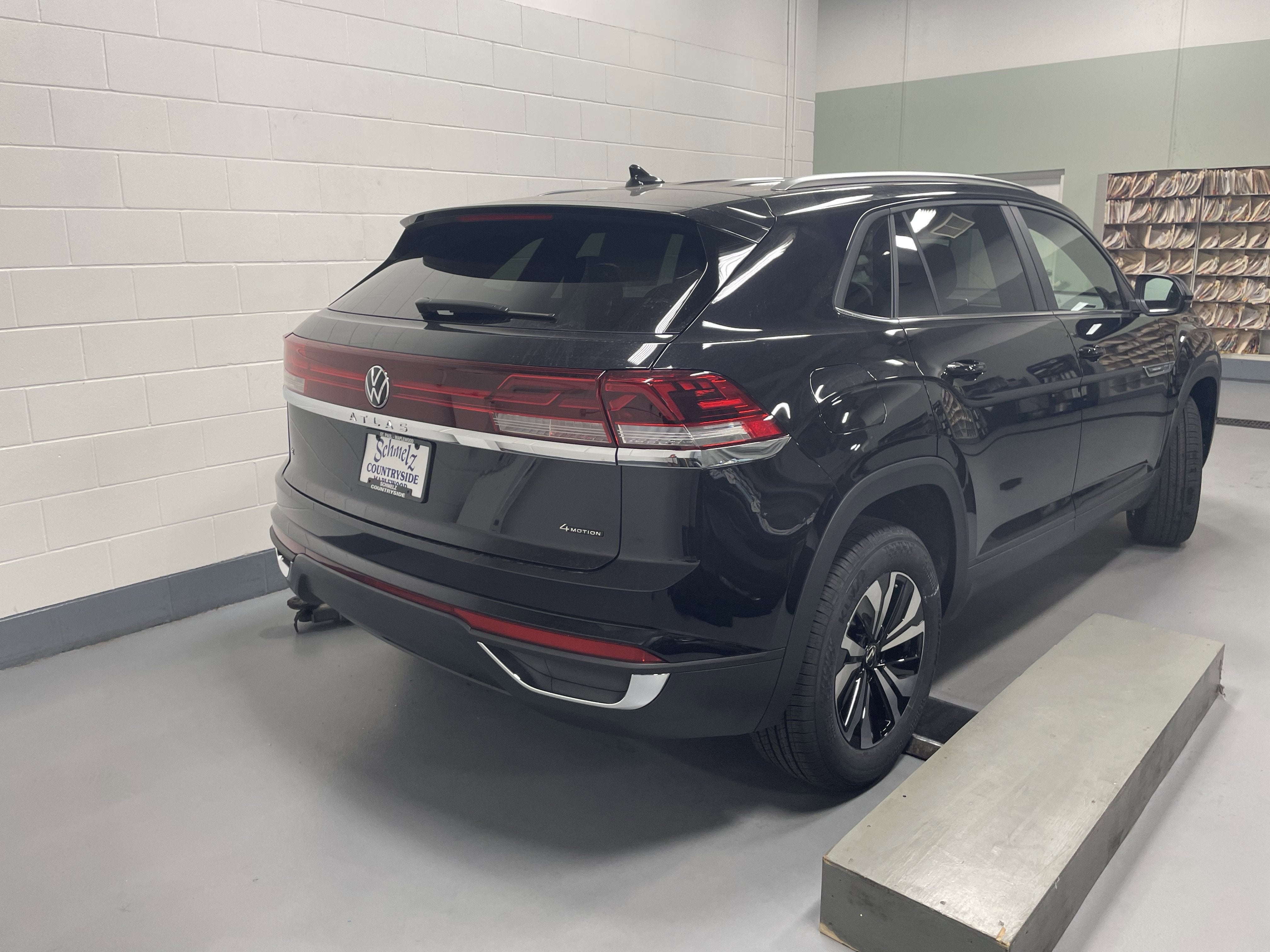 2026 Volkswagen Atlas Cross Sport 2.0T SE