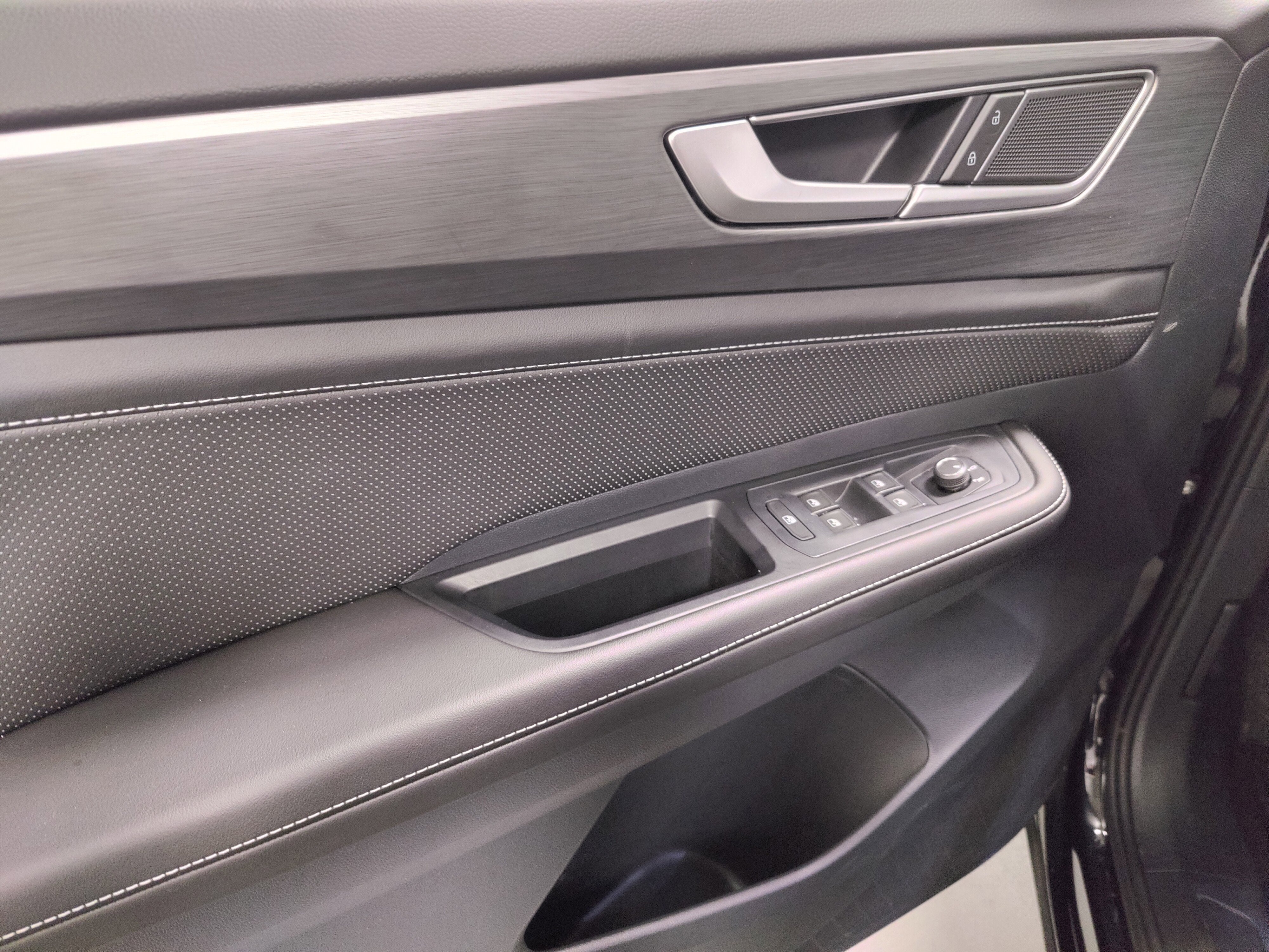 2026 Volkswagen Atlas Cross Sport SE 4-Motion AWD