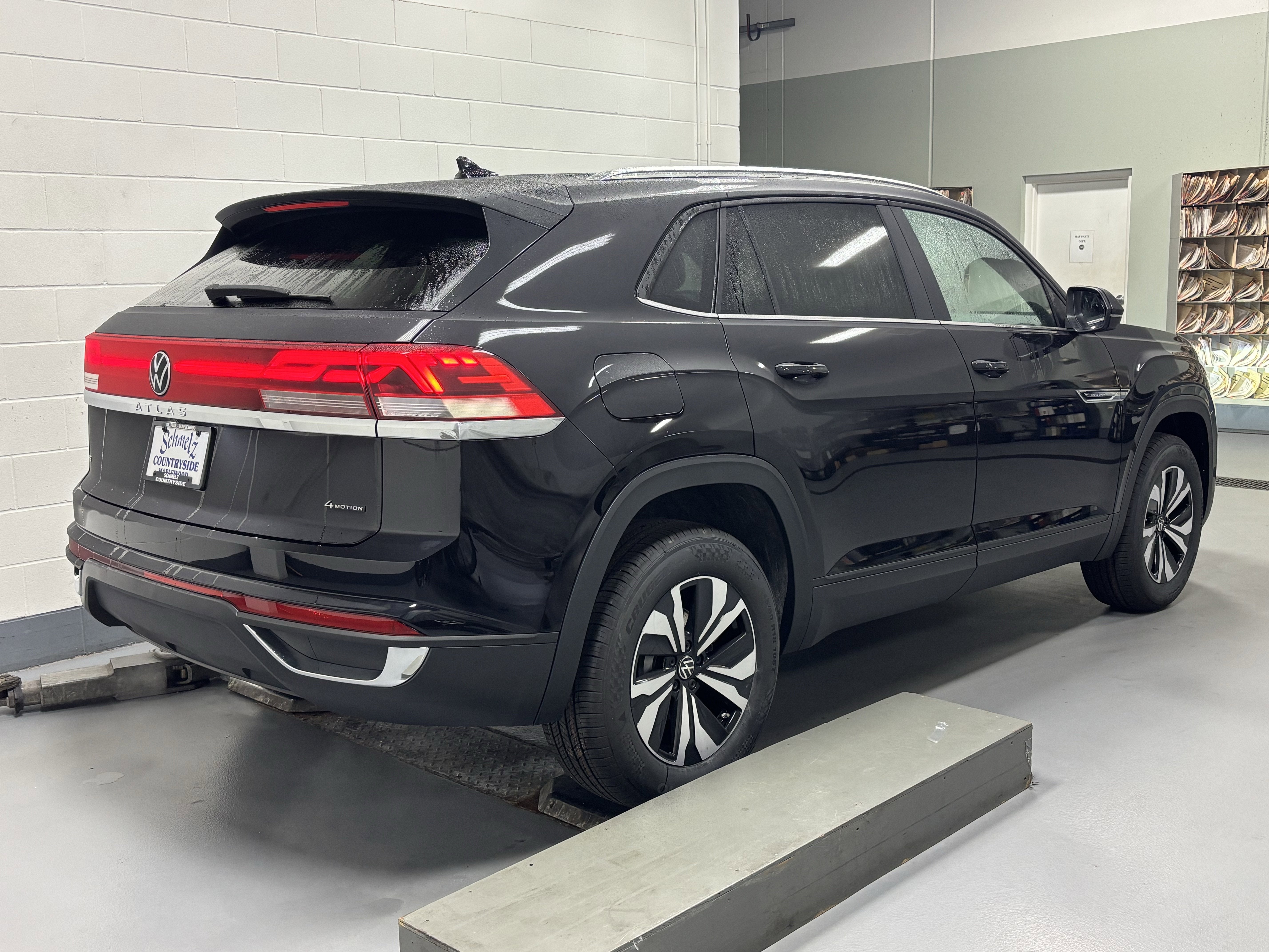 2026 Volkswagen Atlas Cross Sport 2.0T SE