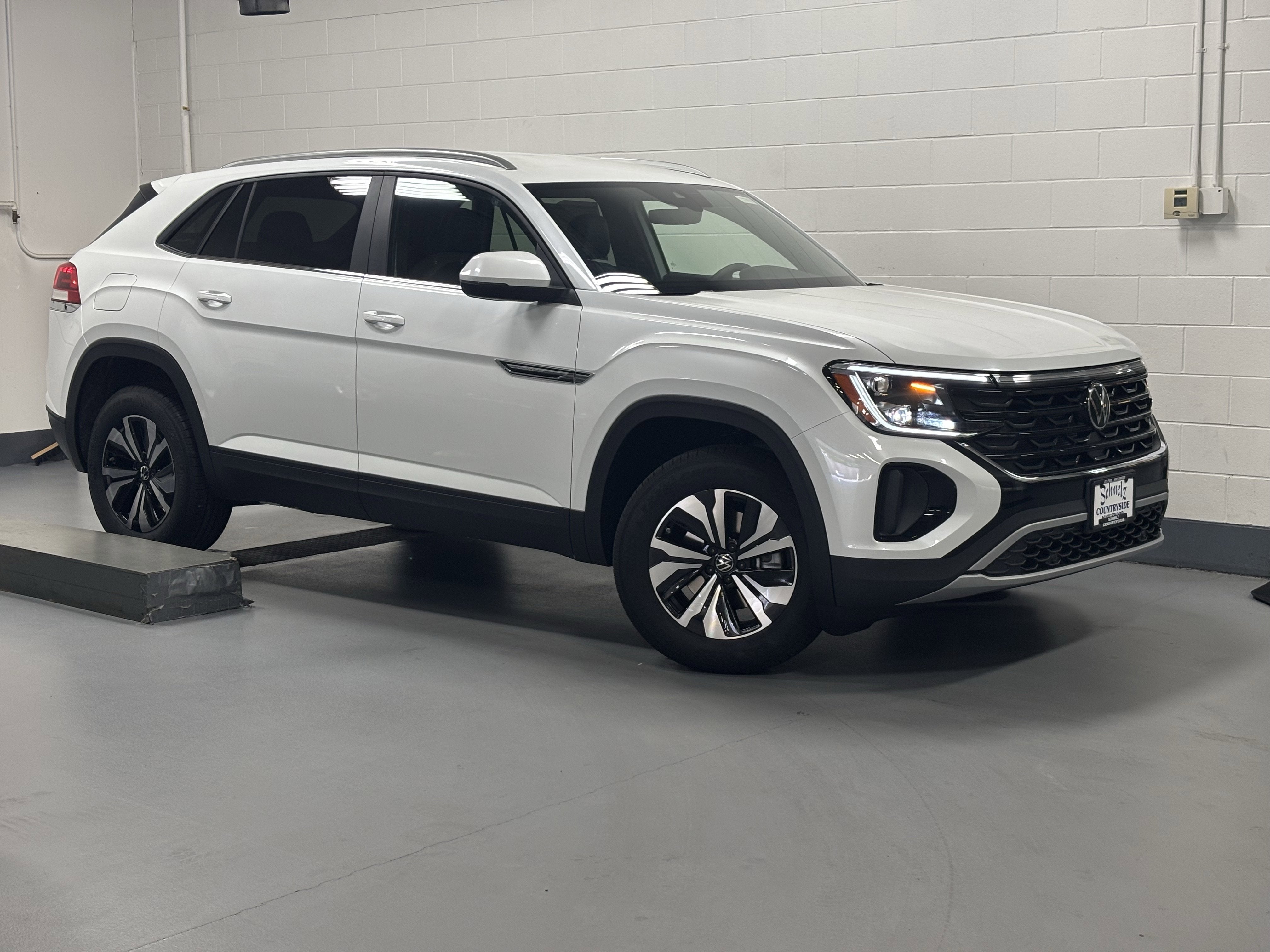 2026 Volkswagen Atlas Cross Sport 2.0T SE