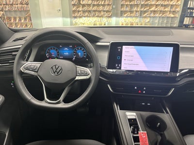 2026 Volkswagen Atlas Cross Sport 2.0T SE