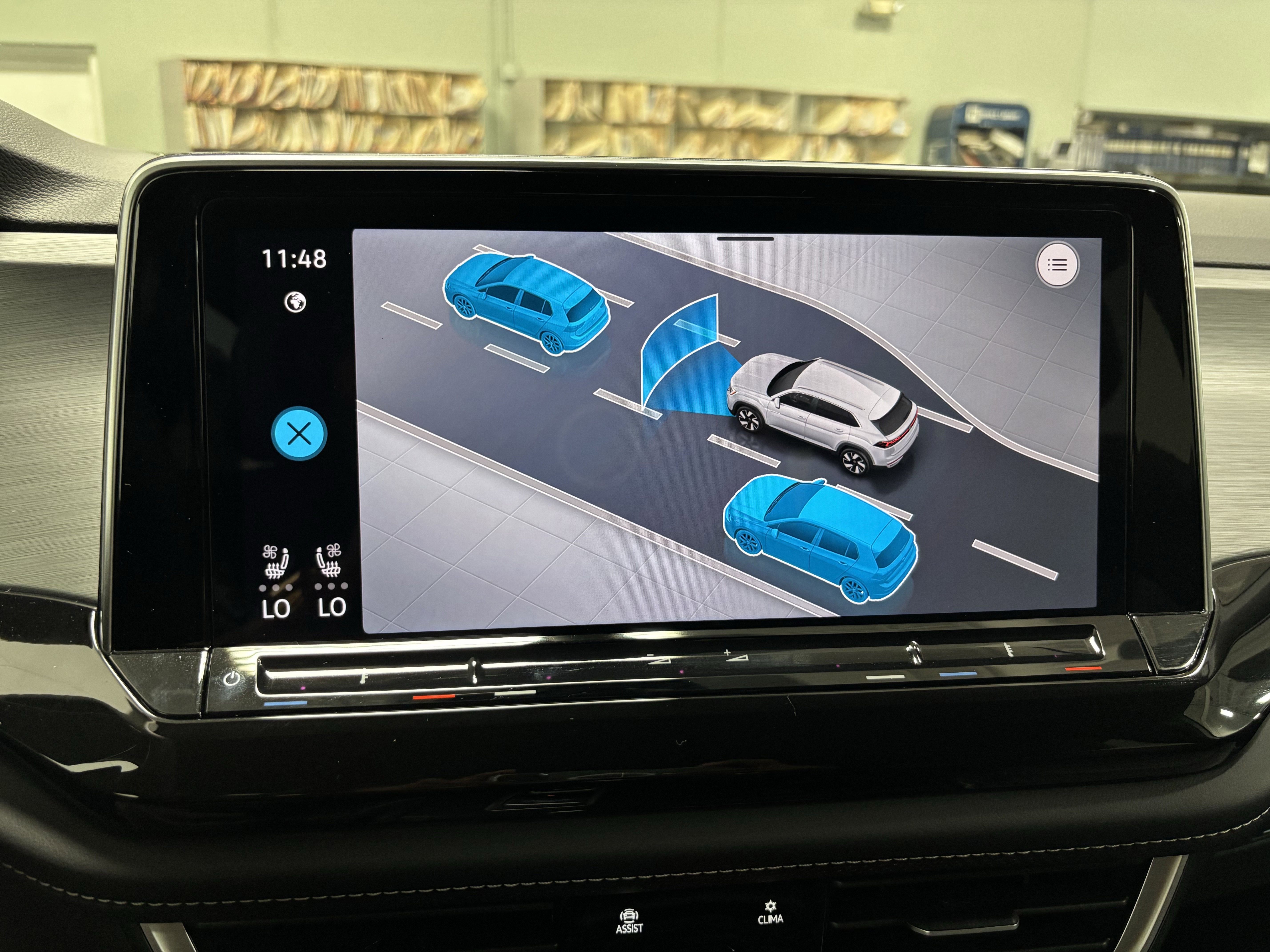 2026 Volkswagen Atlas Cross Sport 2.0T SE