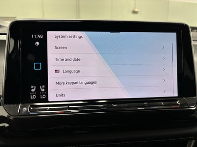 2026 Volkswagen Atlas Cross Sport 2.0T SE