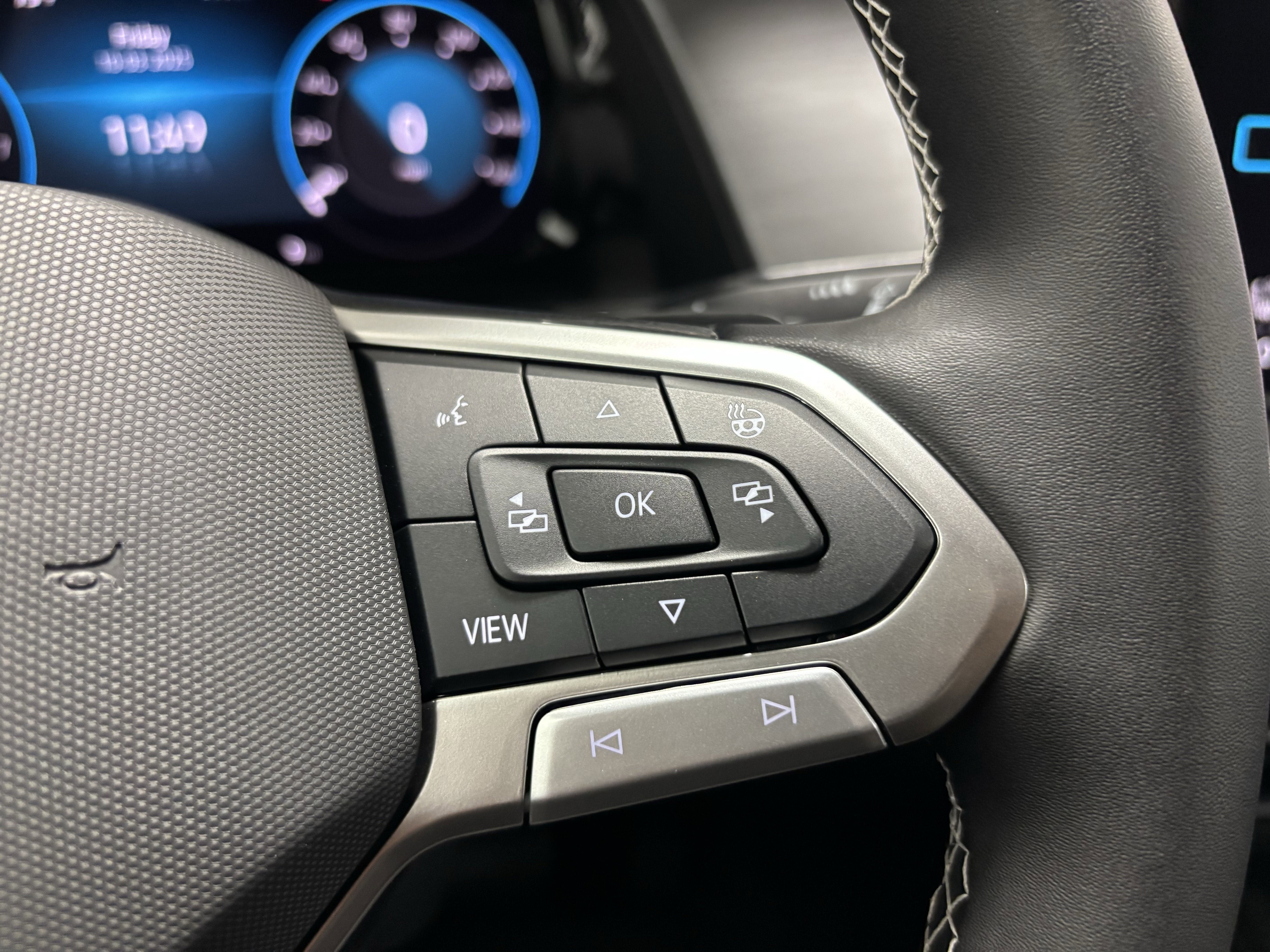 2026 Volkswagen Atlas Cross Sport 2.0T SE