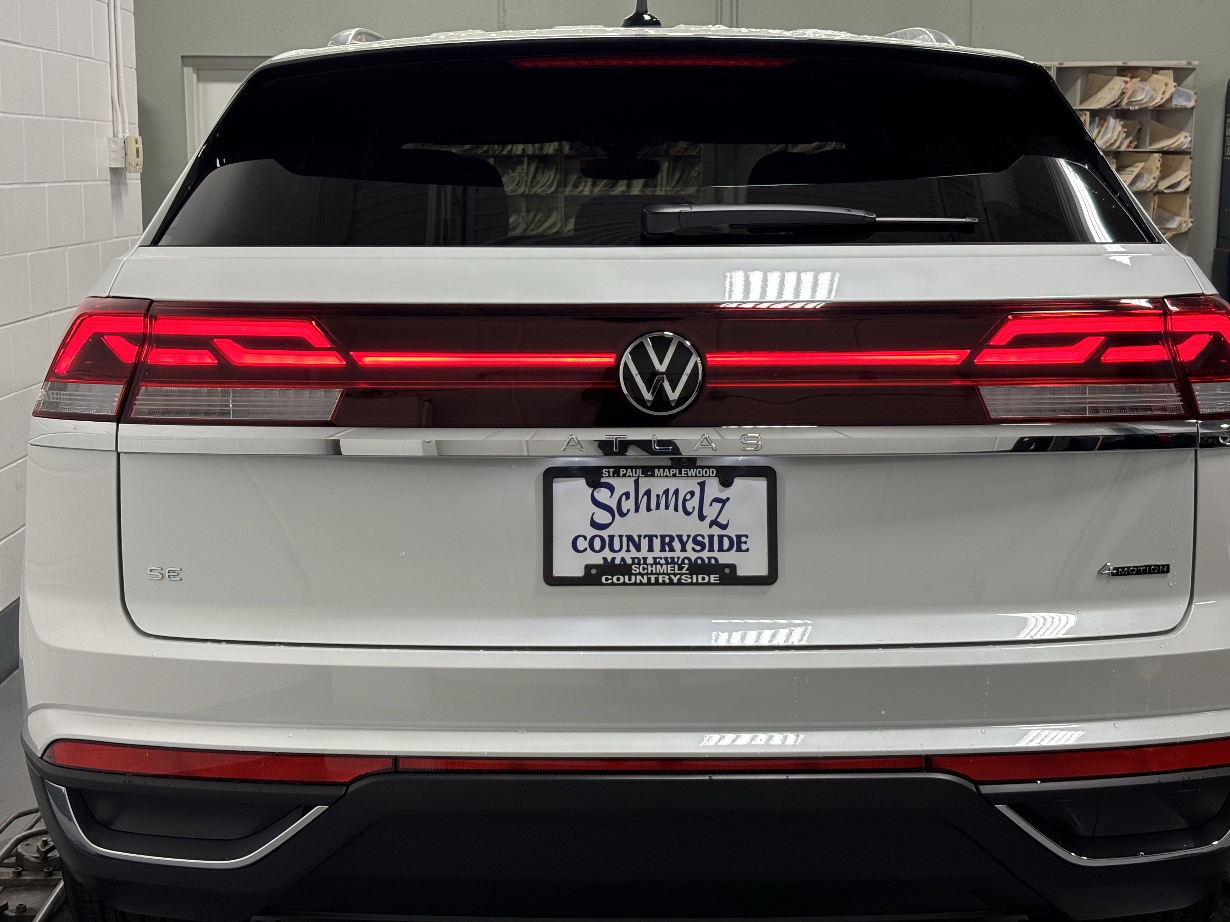 2026 Volkswagen Atlas Cross Sport 2.0T SE