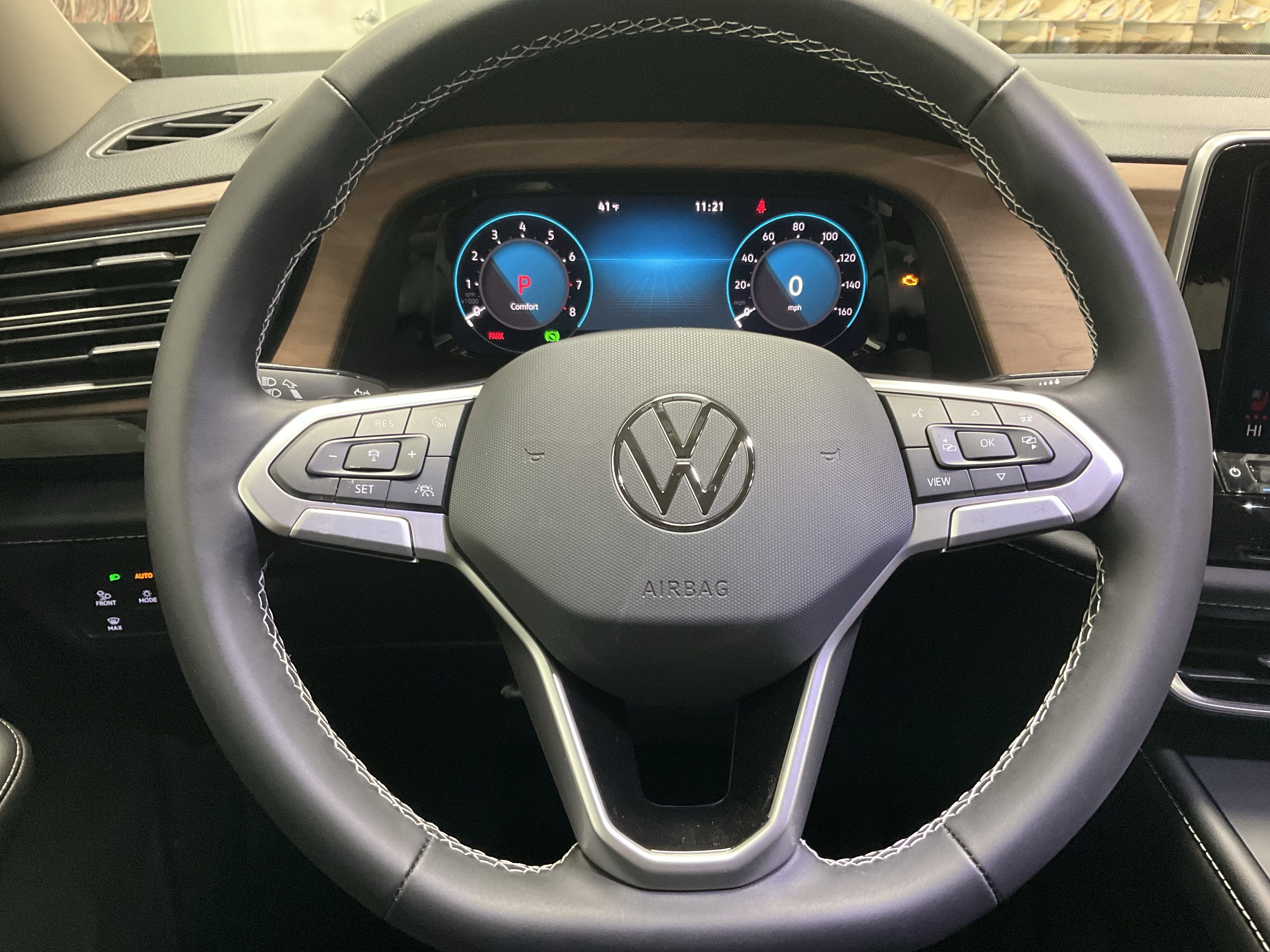 2026 Volkswagen Atlas 2.0T SE