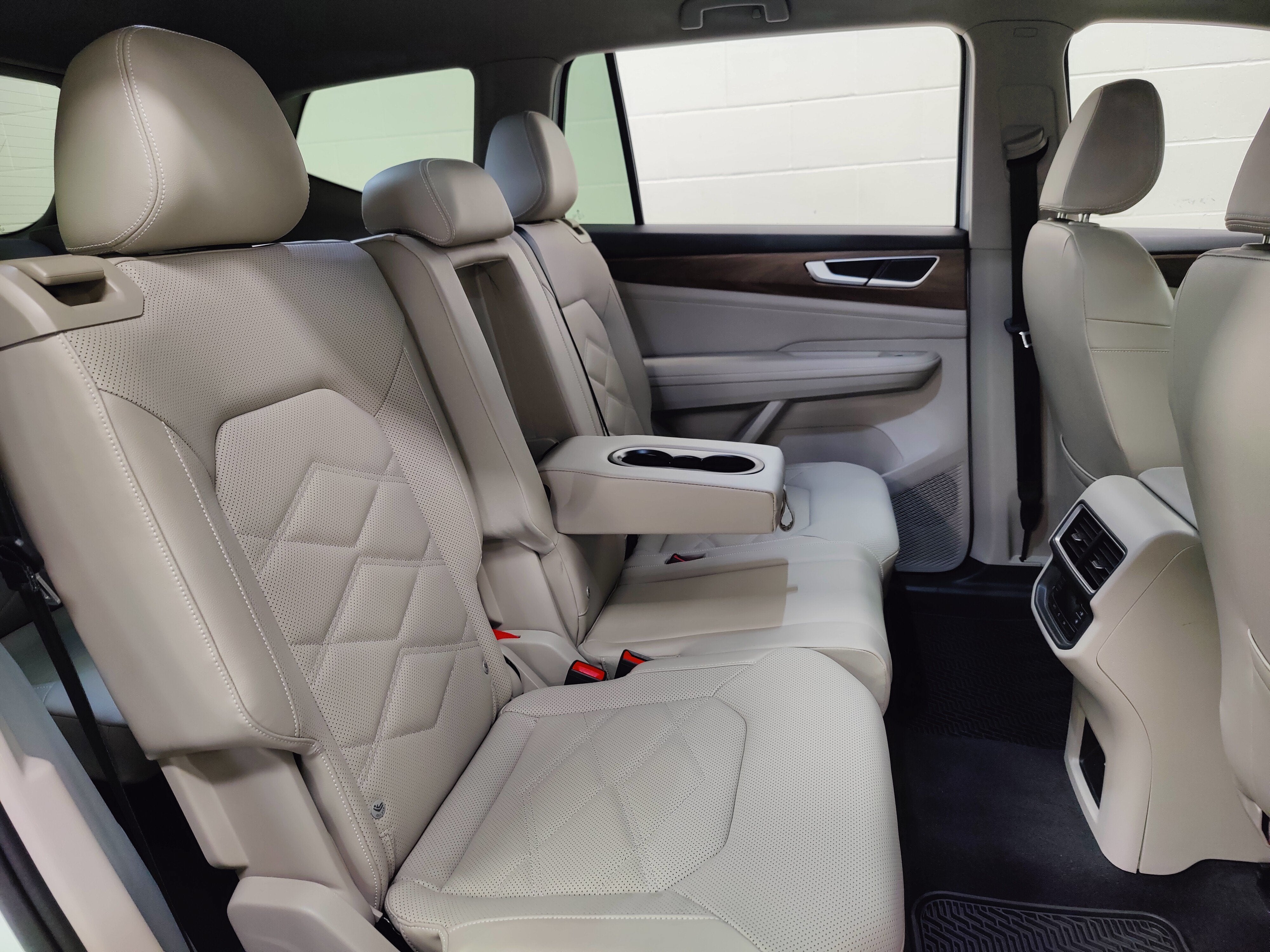 2024 Volkswagen Atlas SE 4-Motion AWD