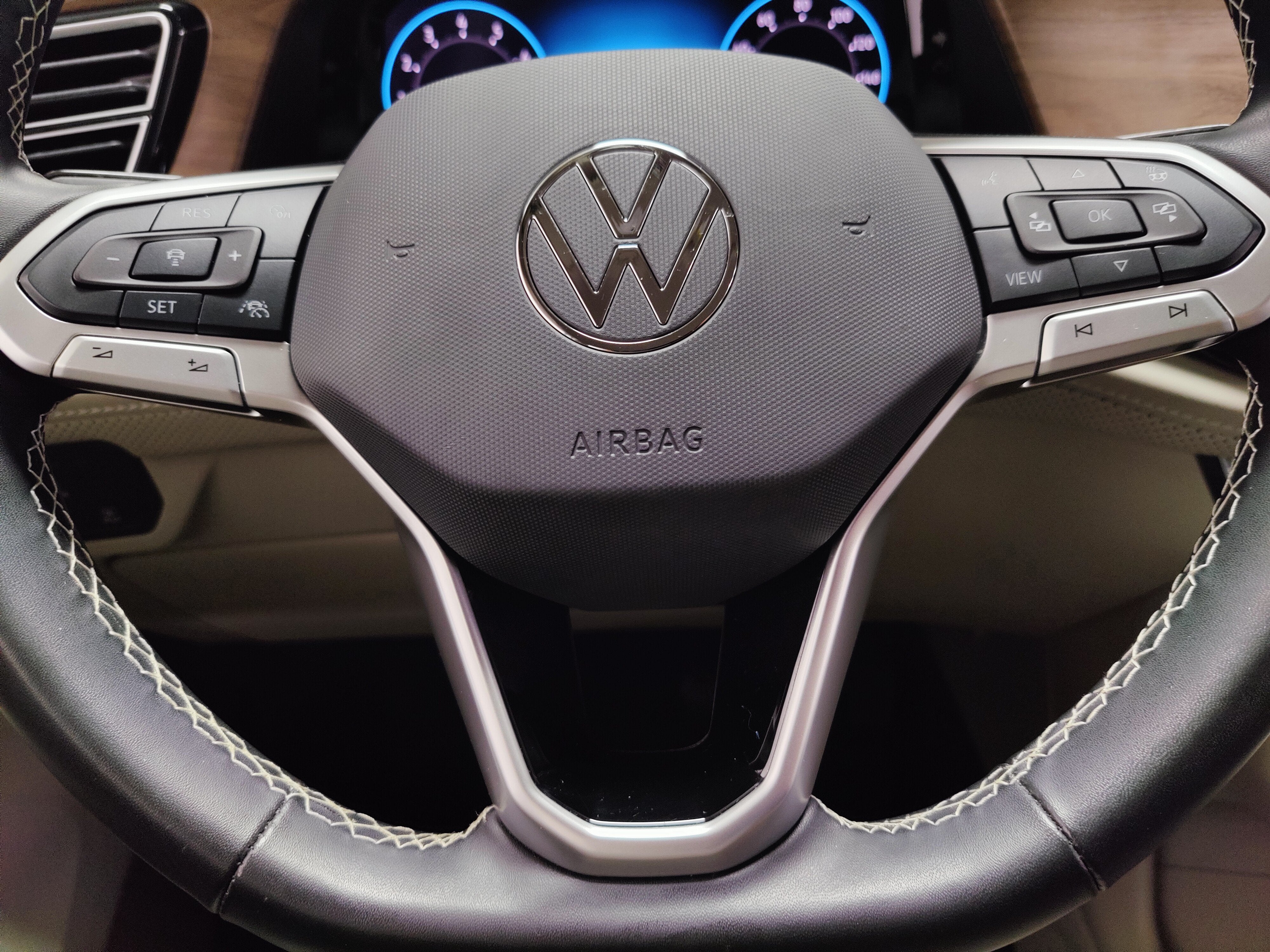 2024 Volkswagen Atlas SE 4-Motion AWD