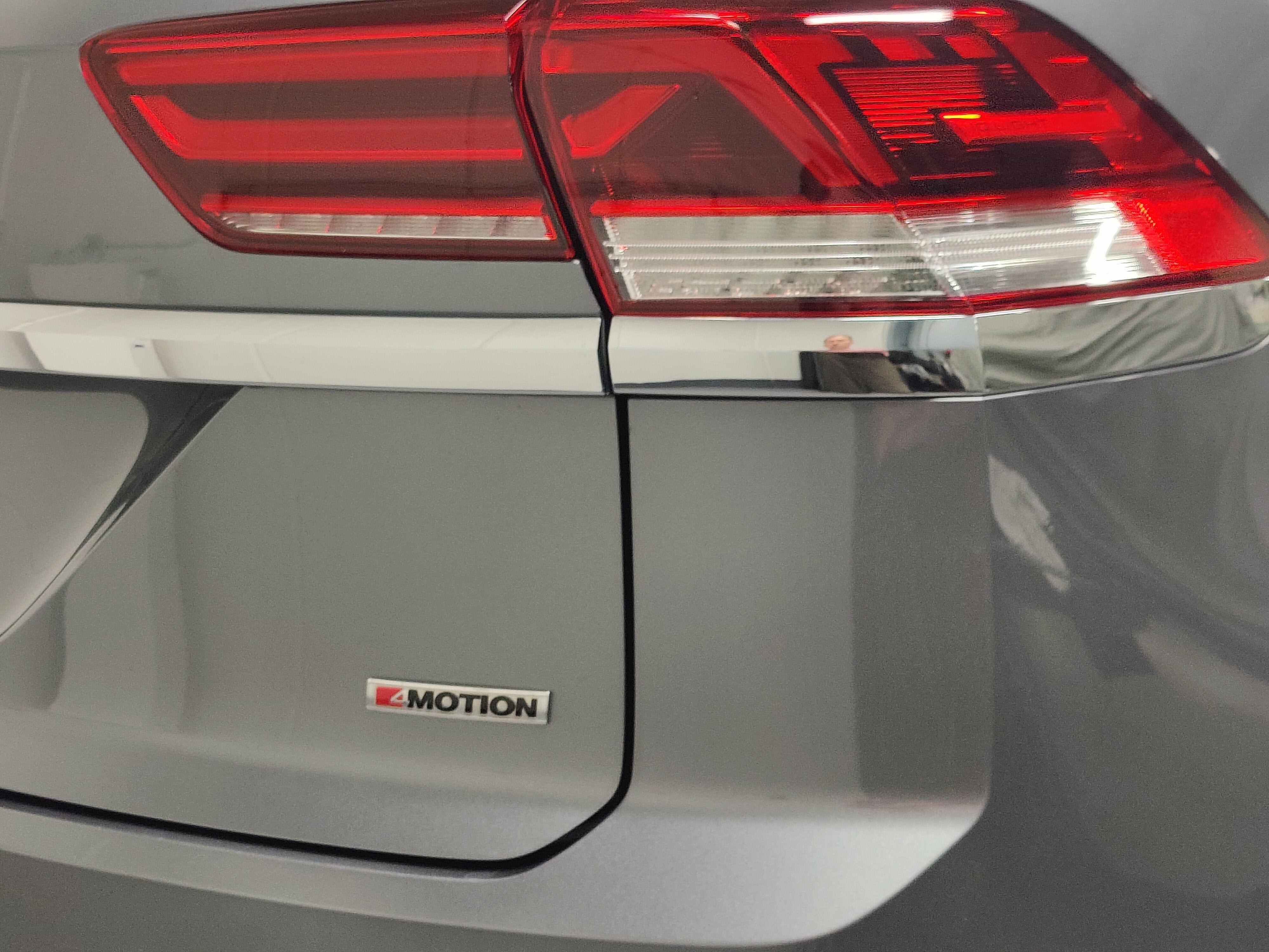 2020 Volkswagen Atlas Cross Sport SEL AWD w/Sunroof/Nav