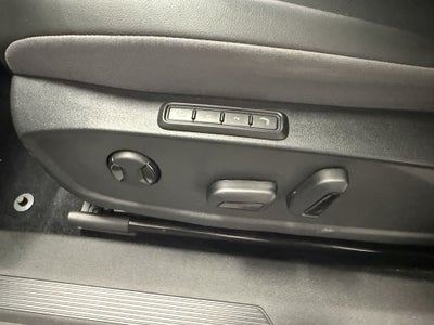 2023 Volkswagen ID.4 Pro S Long Range w/Glass Roof