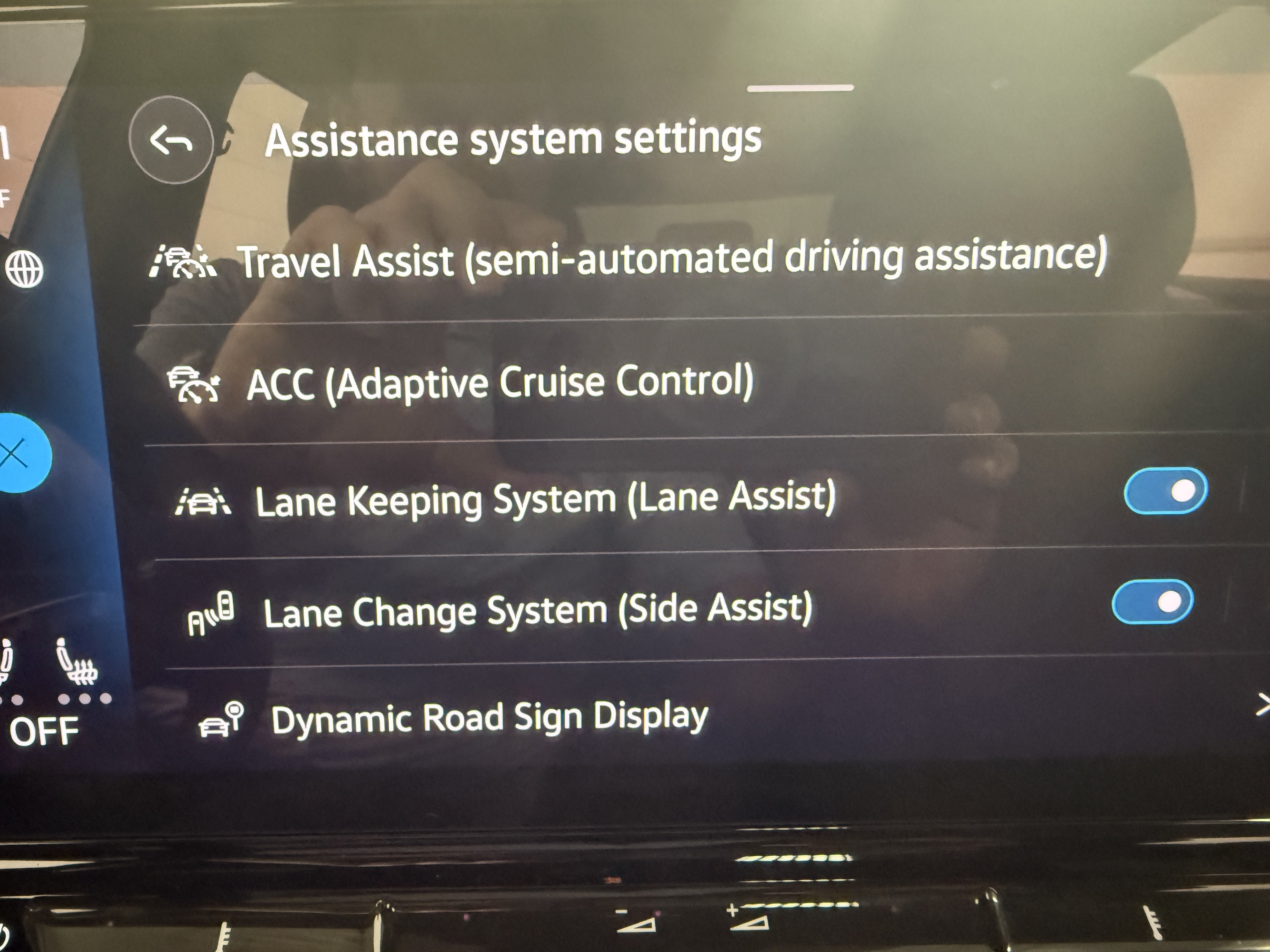 2023 Volkswagen ID.4 Pro S Long Range w/Glass Roof