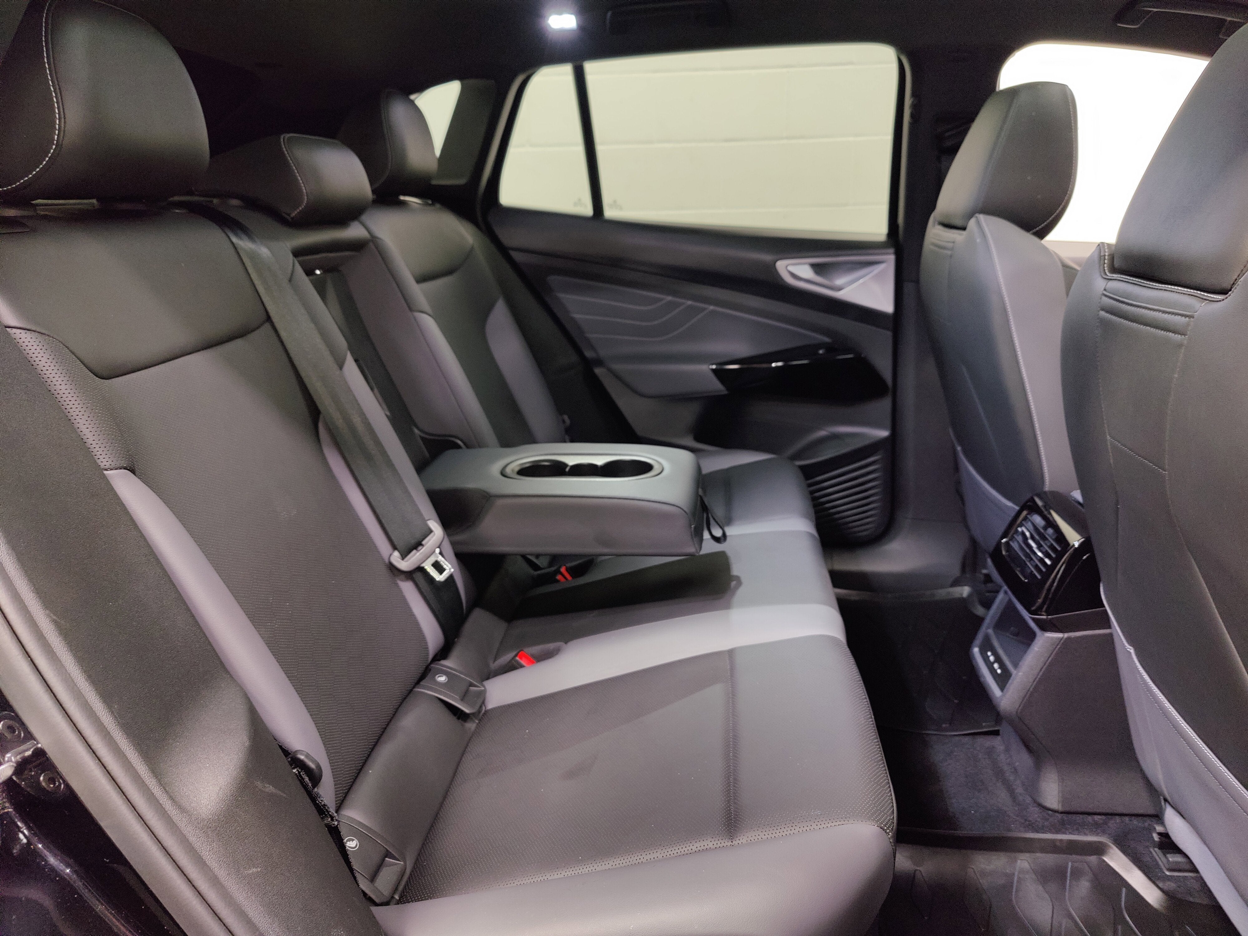 2023 Volkswagen ID.4 Pro S Long Range AWD w/Glass Roof