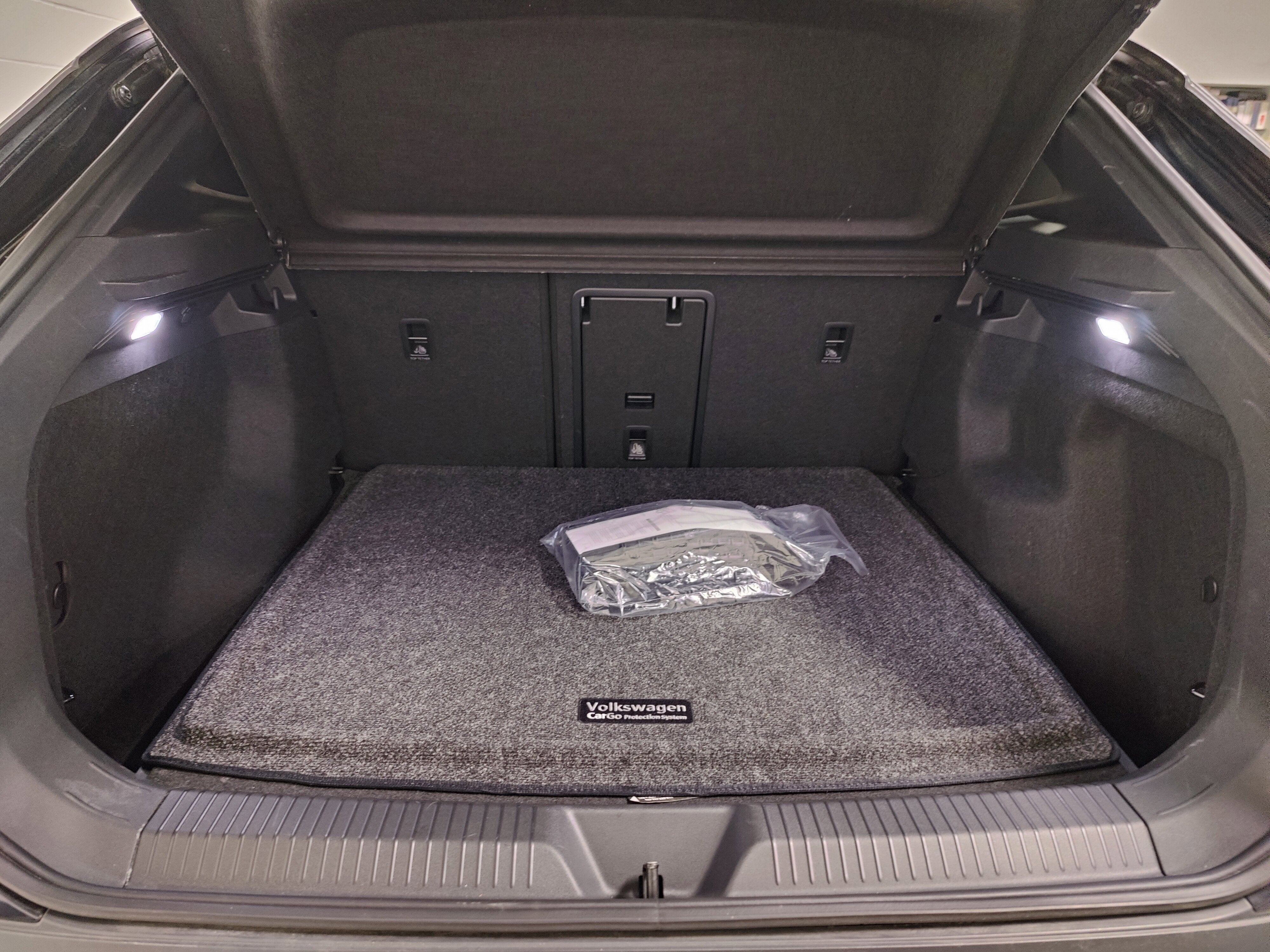 2023 Volkswagen ID.4 Pro S Long Range AWD w/Glass Roof