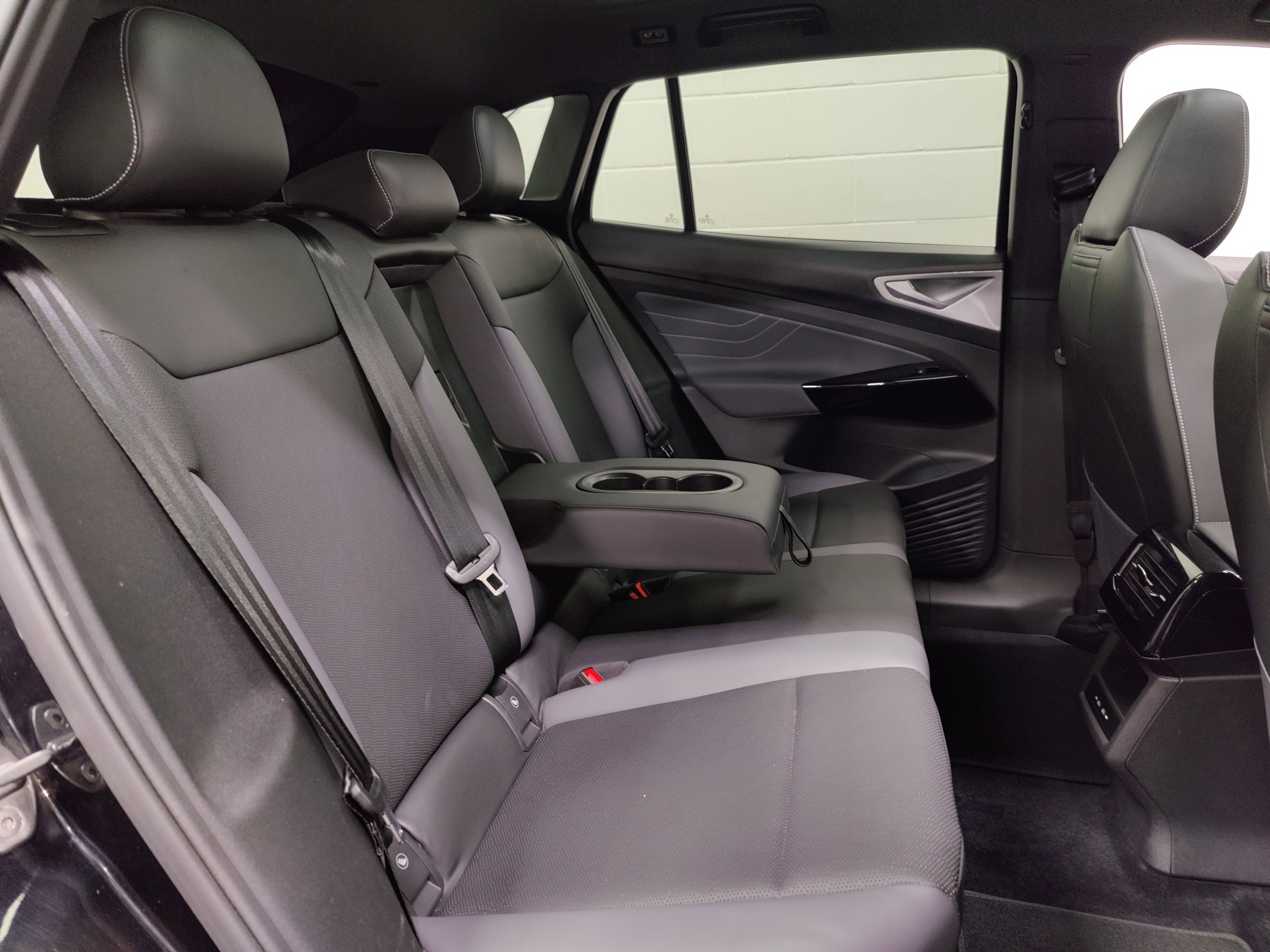 2023 Volkswagen ID.4 Pro S AWD Long Range w/Glass Roof