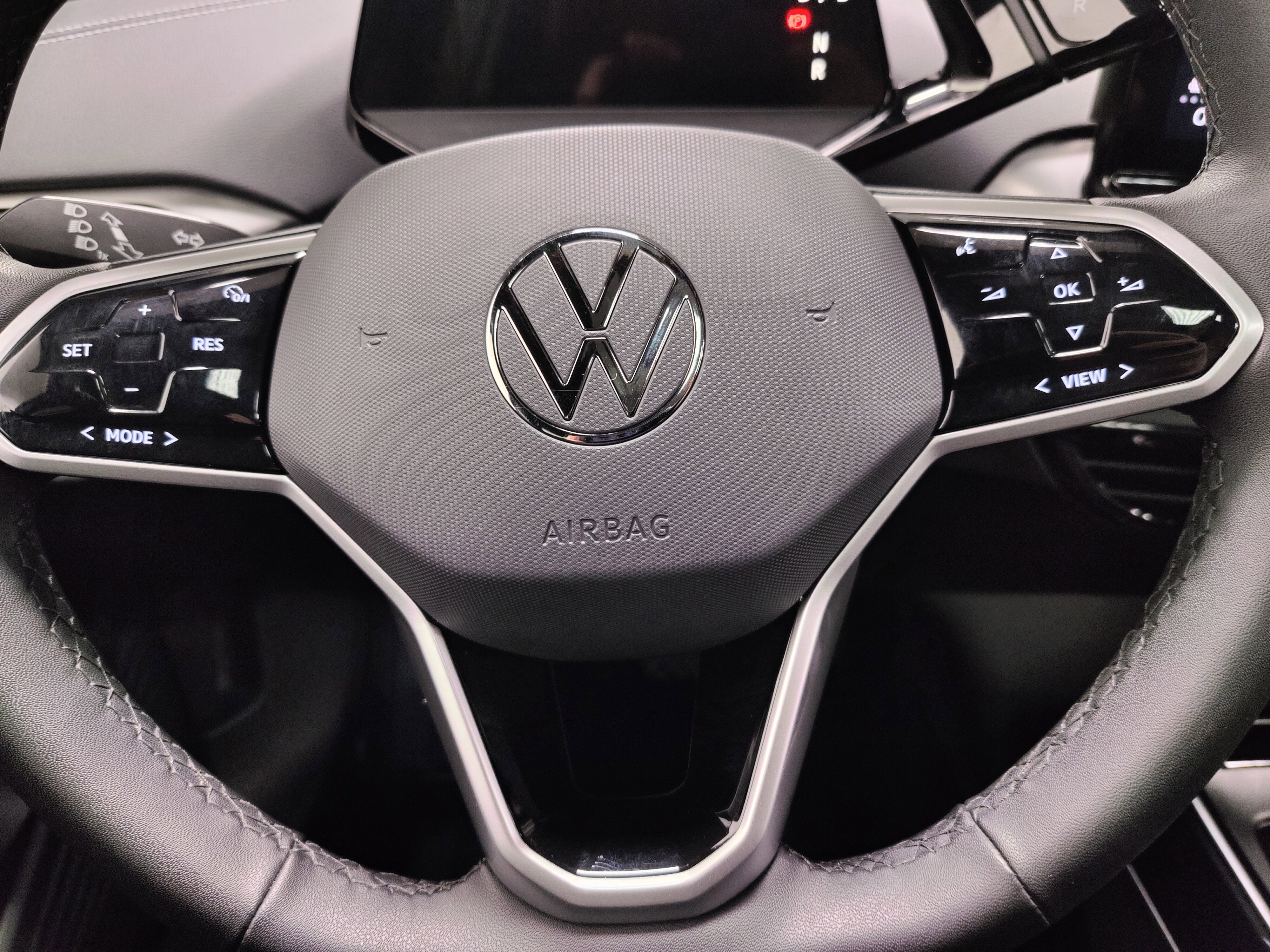 2023 Volkswagen ID.4 Pro S AWD Long Range w/Glass Roof