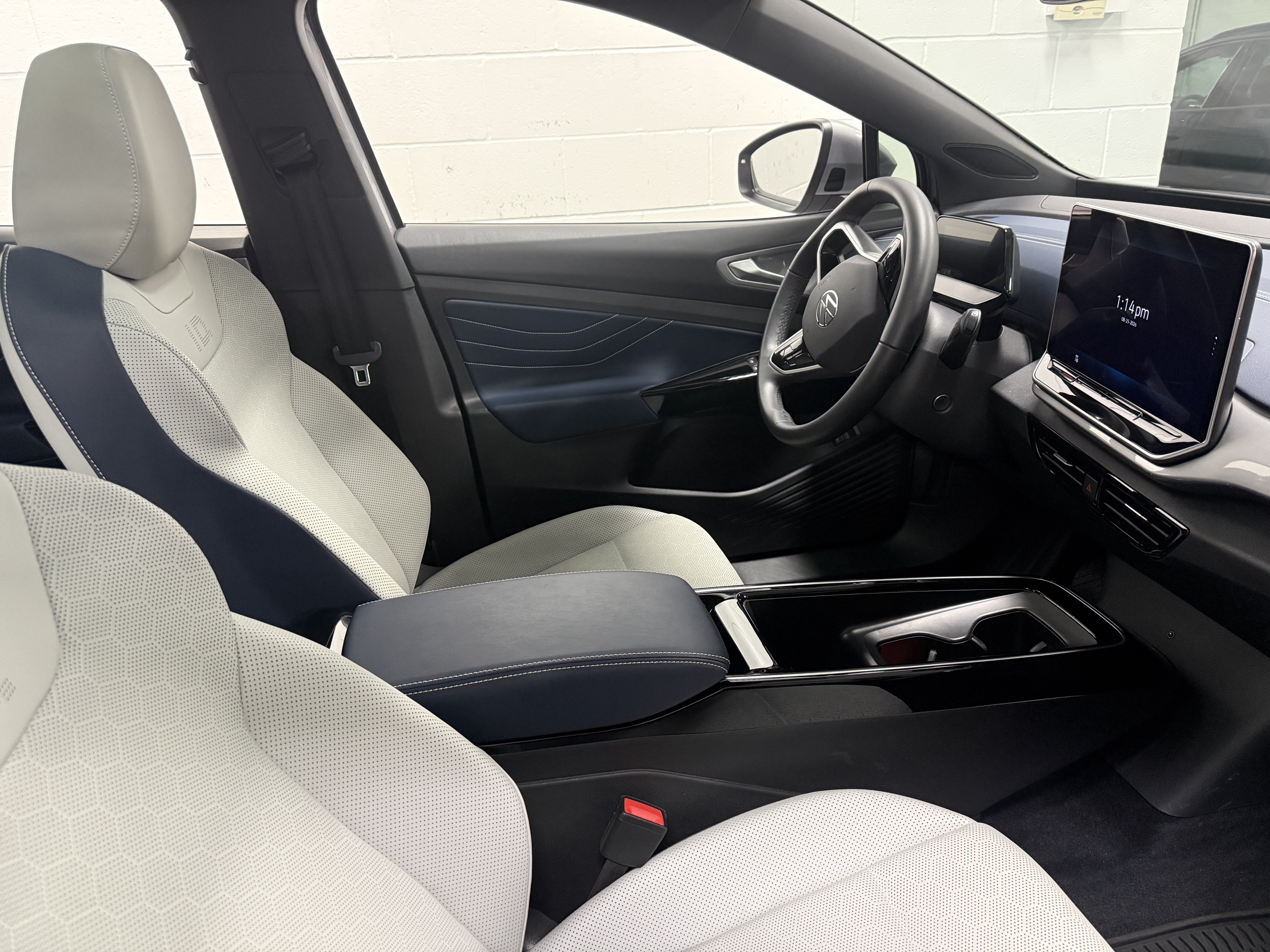 2025 Volkswagen ID.4 Pro S AWD Long Range w/Glass Roof