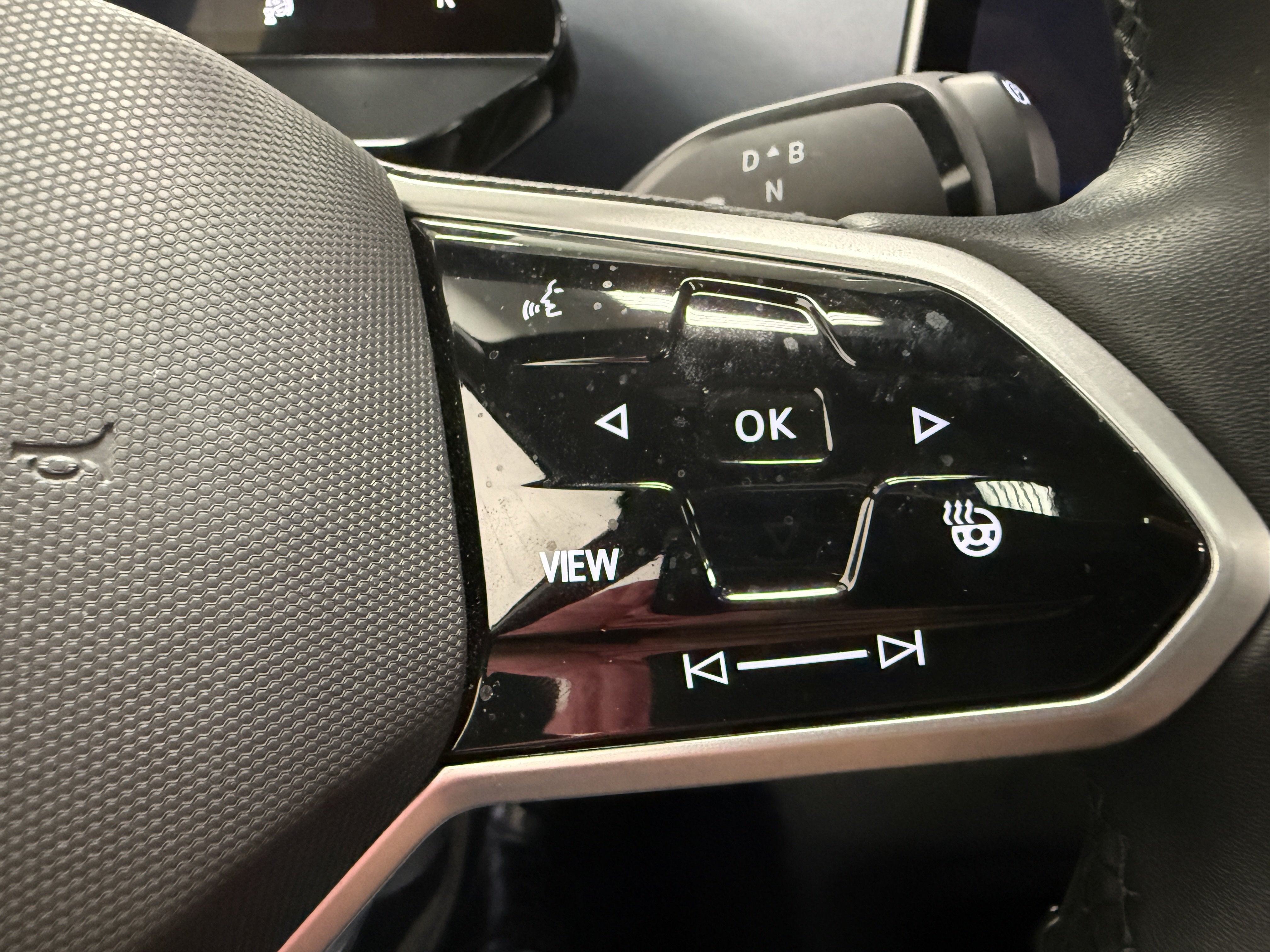 2025 Volkswagen ID.4 Pro S AWD Long Range w/Glass Roof