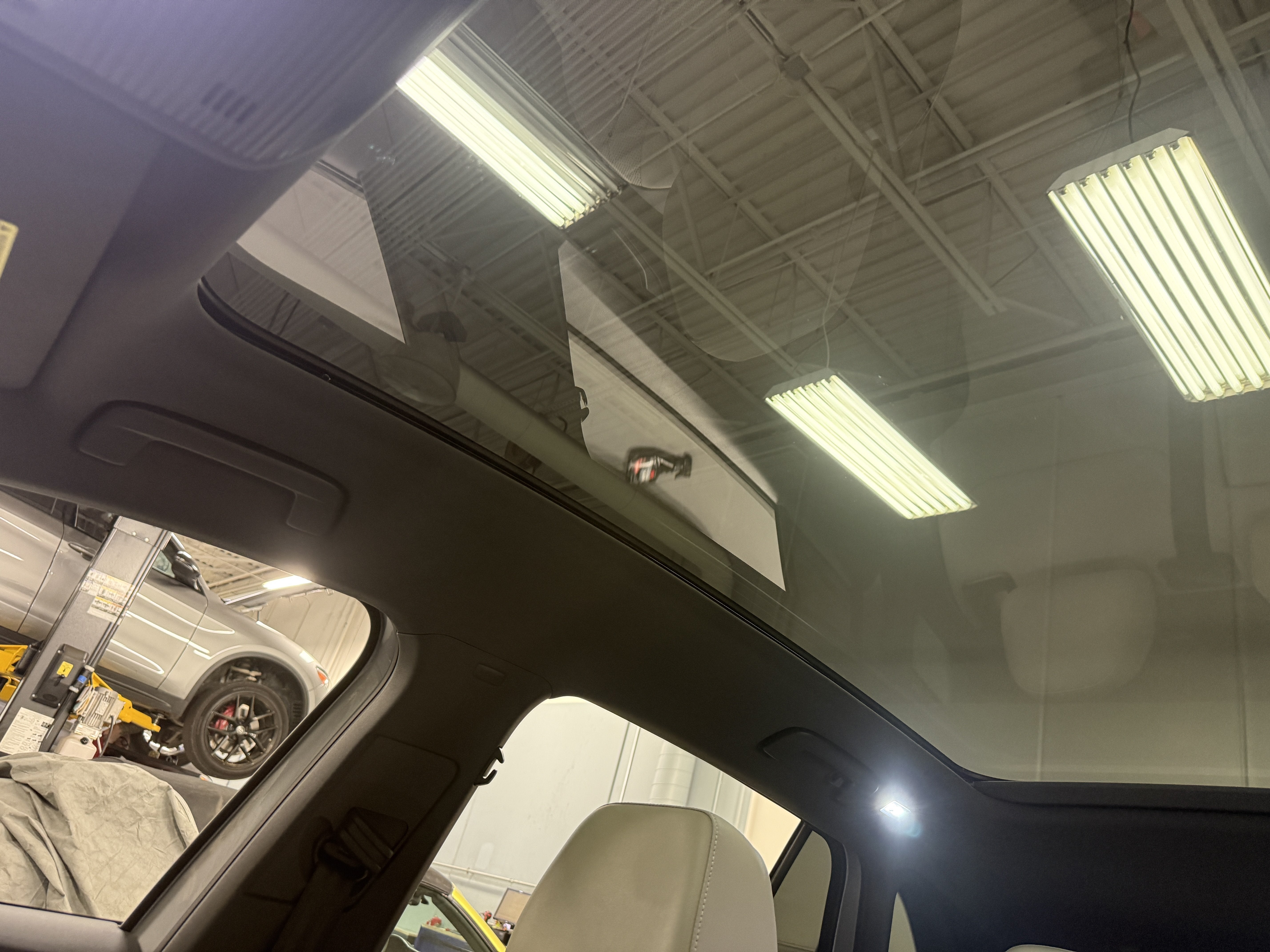 2025 Volkswagen ID.4 Pro S AWD Long Range w/Glass Roof