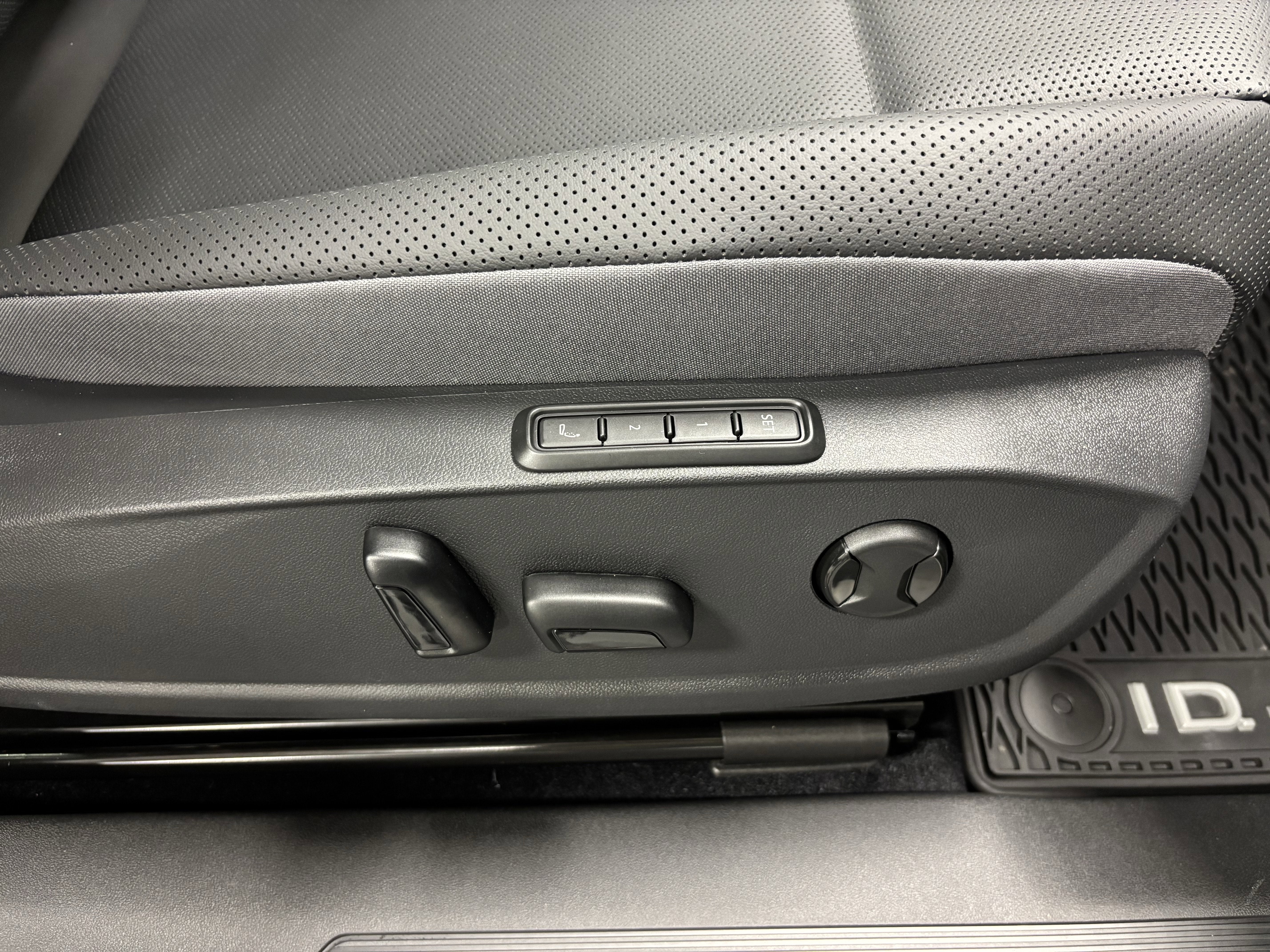 2025 Volkswagen ID.4 Pro S